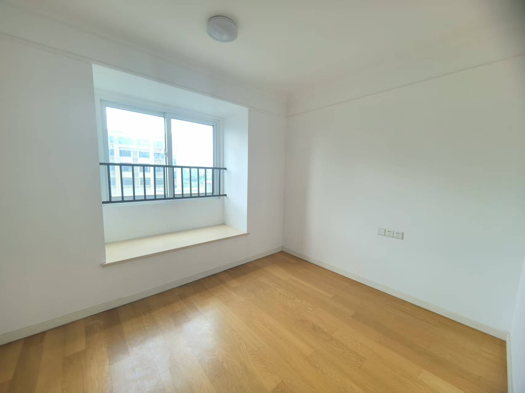 中海碧林湾 3室2厅2卫 113.74m&sup2;