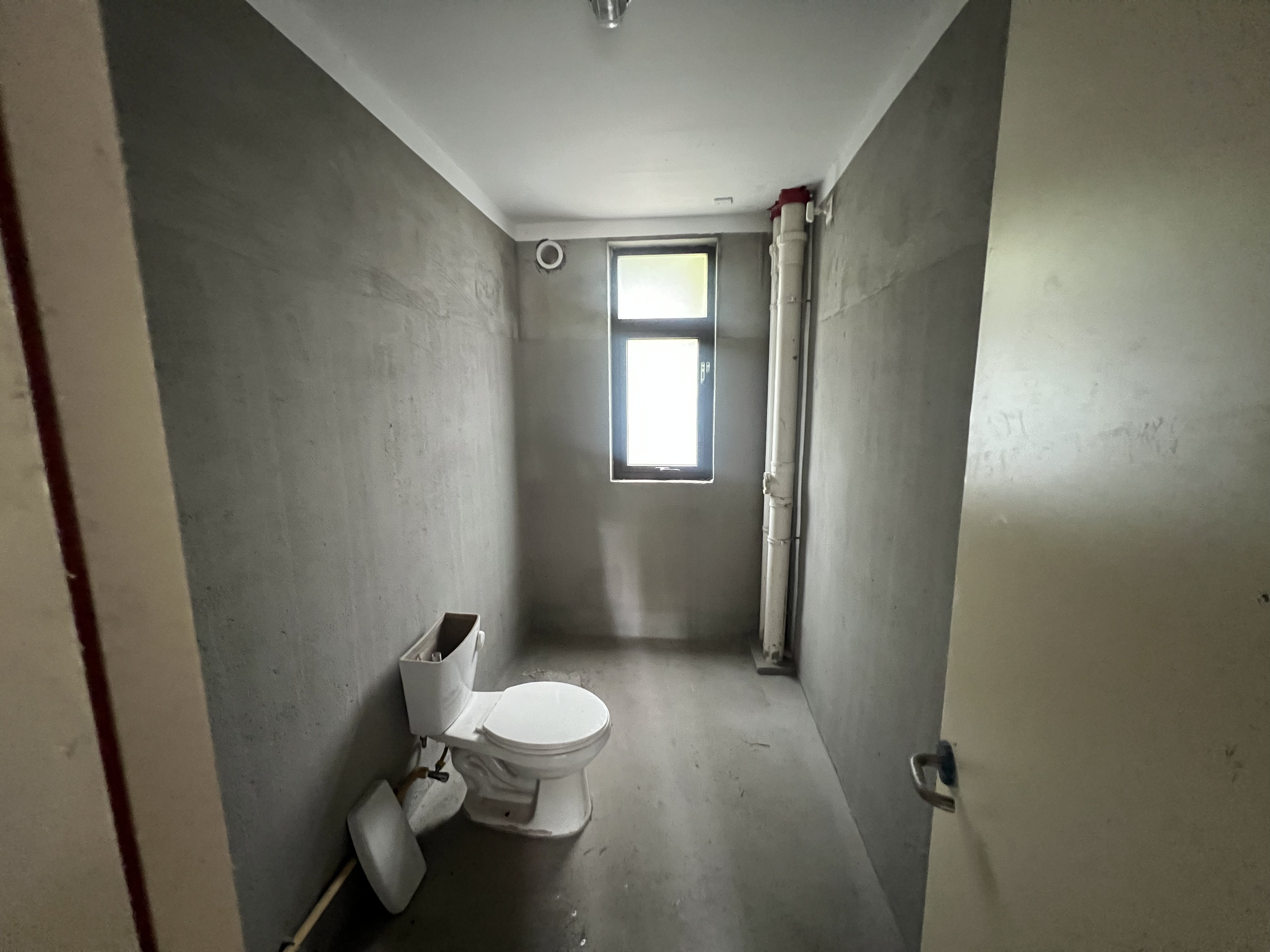 华强城 4室2厅2卫 142.17m&sup2;