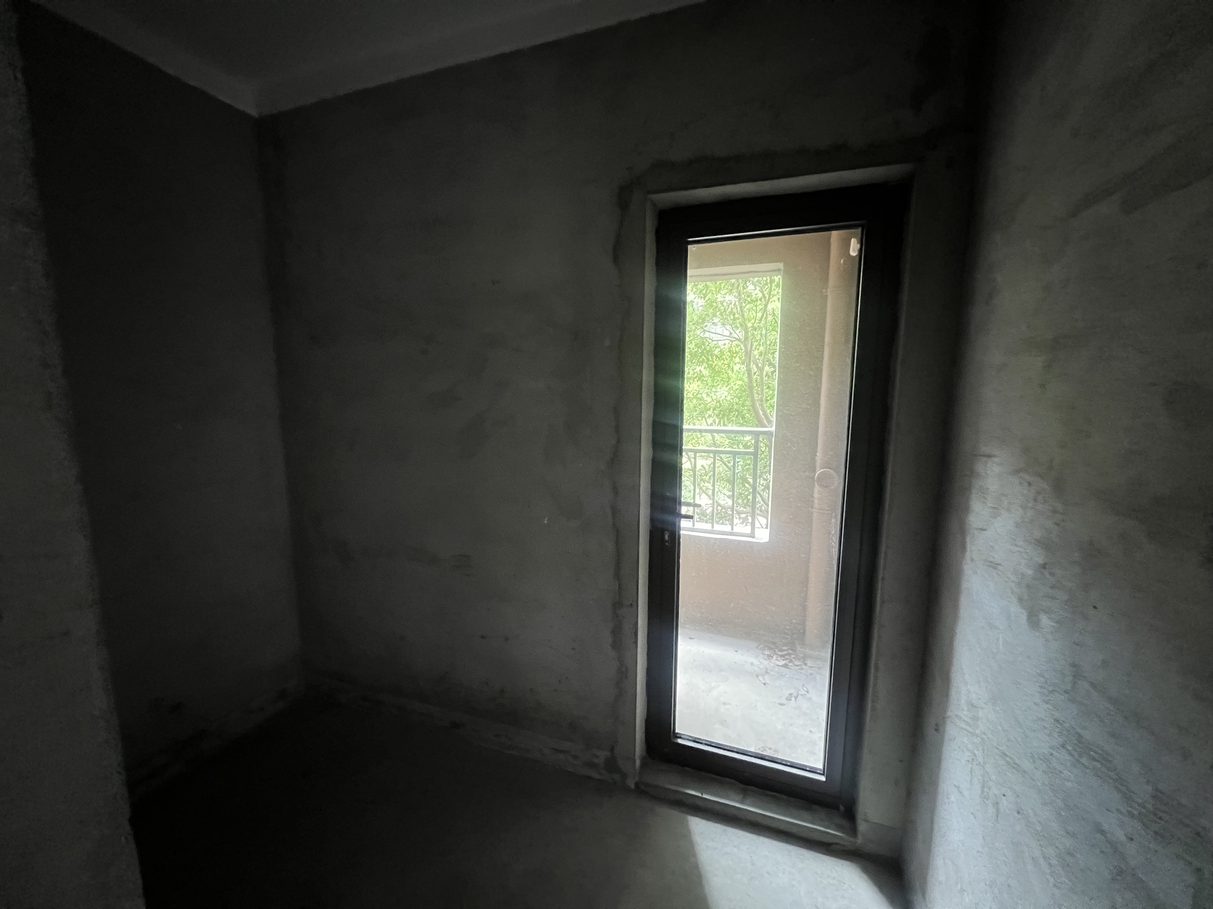 华强城 4室2厅2卫 142.17m&sup2;