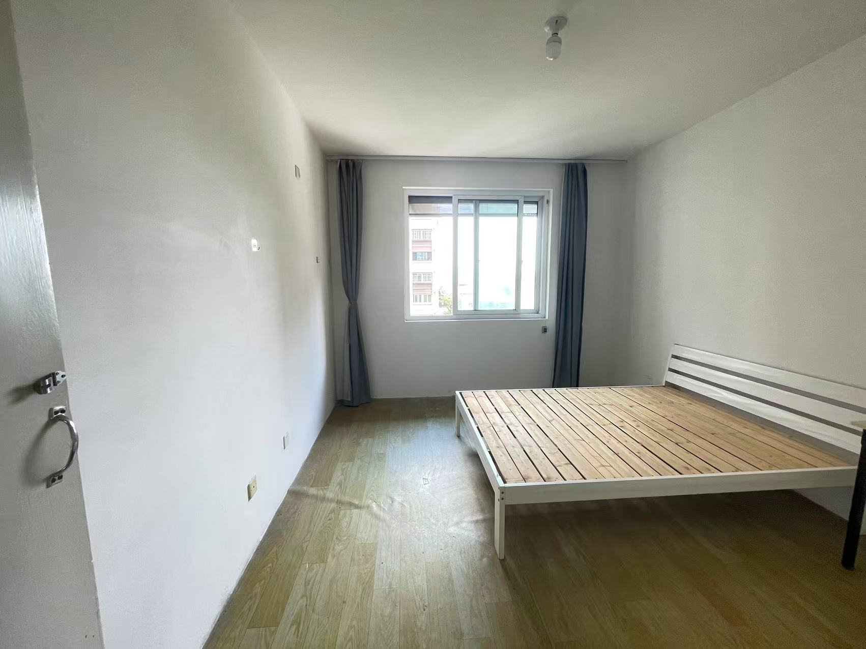 江海东苑 3室2厅1卫 133m&sup2;