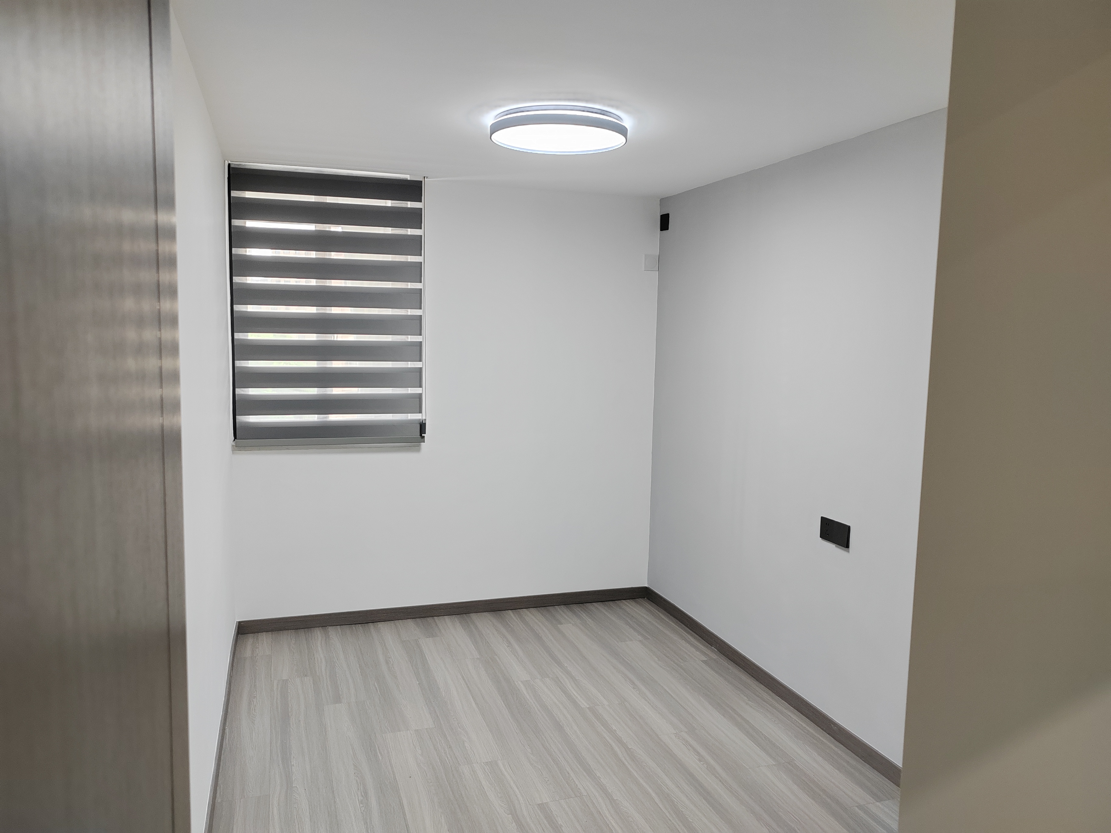 世家花园 3室1厅1卫 101.00m&sup2;
