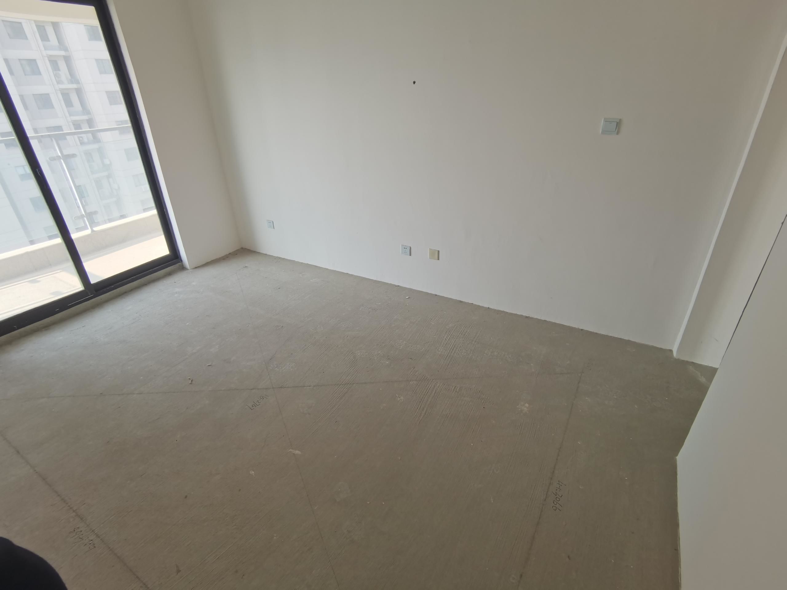 翰铂府南区 4室2厅2卫 175m&sup2;