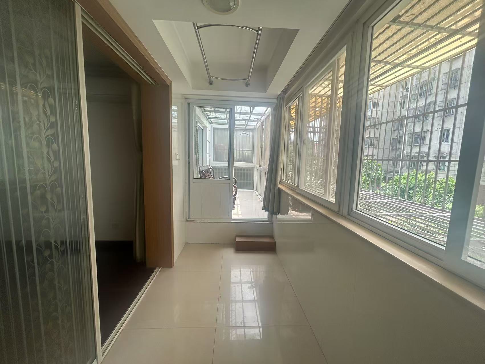 城港花苑东区 2室1厅1卫 80m&sup2;