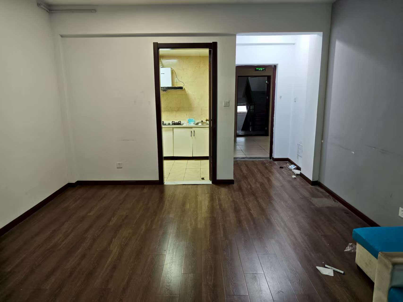 中港翡翠城 3室2厅1卫 89m&sup2;