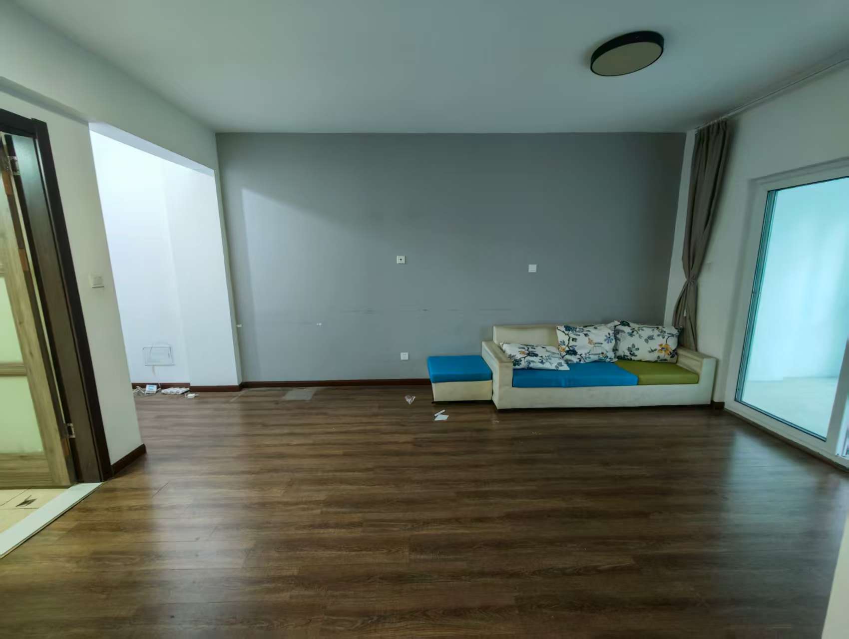 中港翡翠城 3室2厅1卫 89m&sup2;