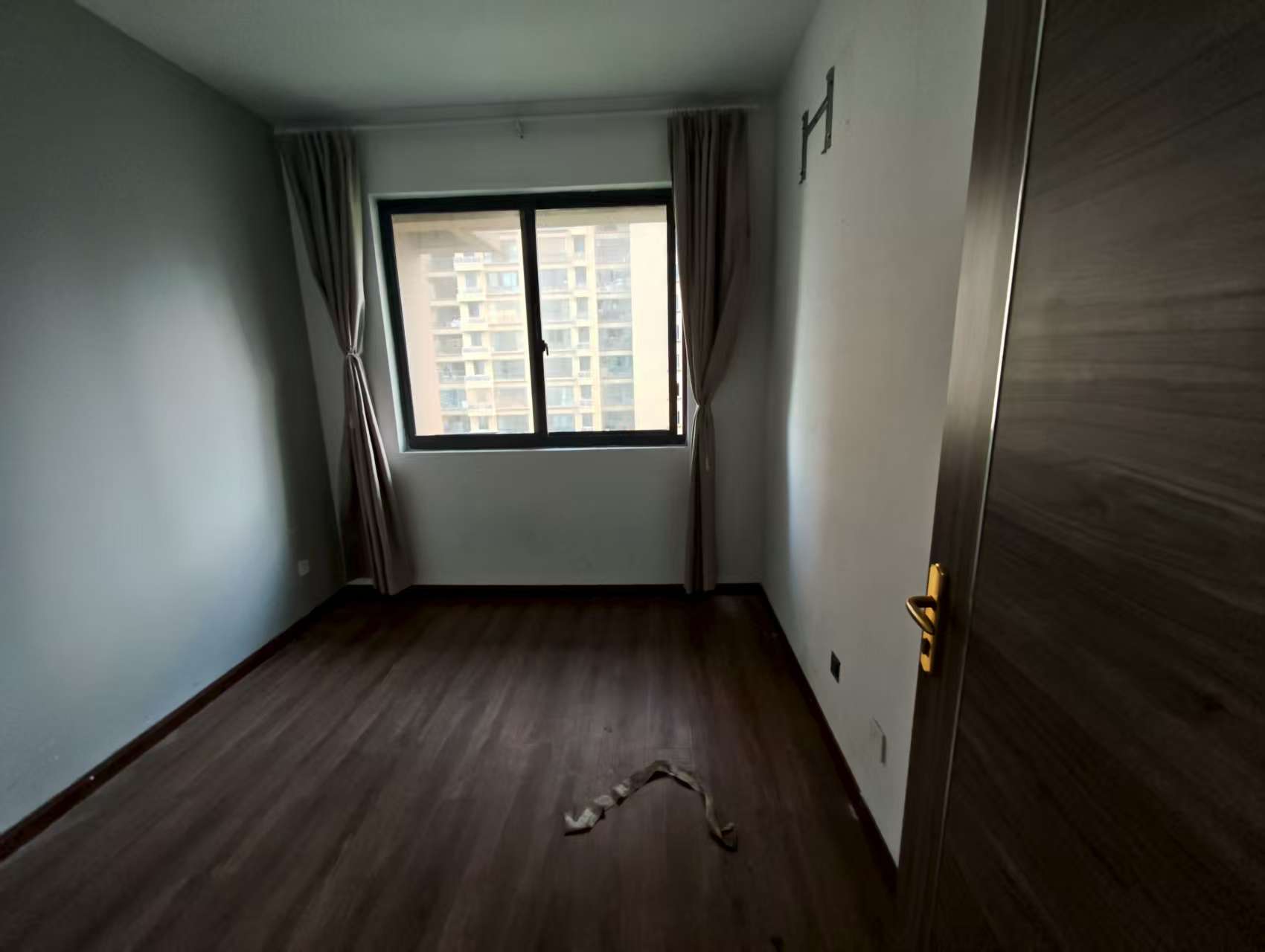 中港翡翠城 3室2厅1卫 89m&sup2;