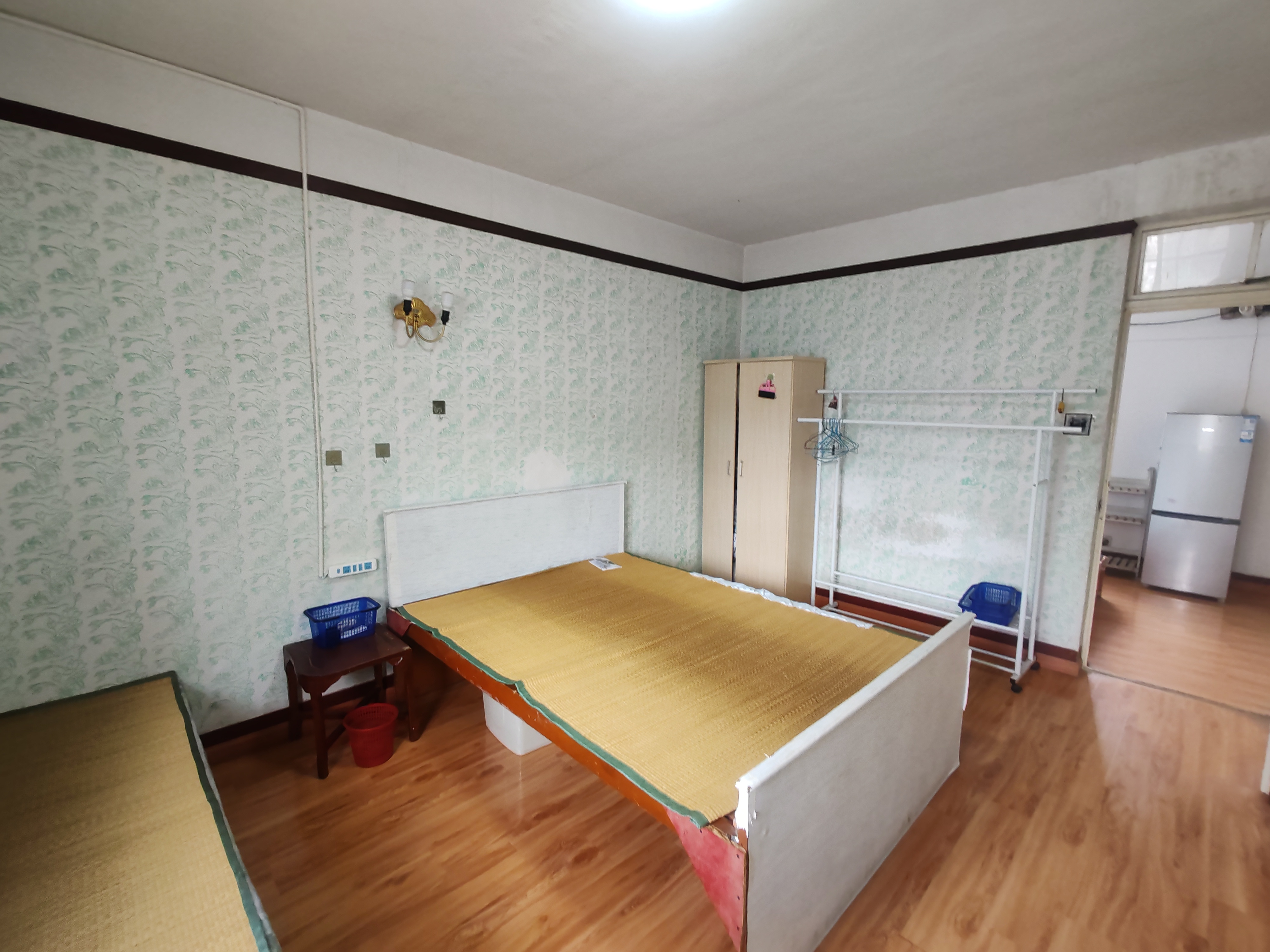 新桥新村 1室1厅1卫 45m&sup2;