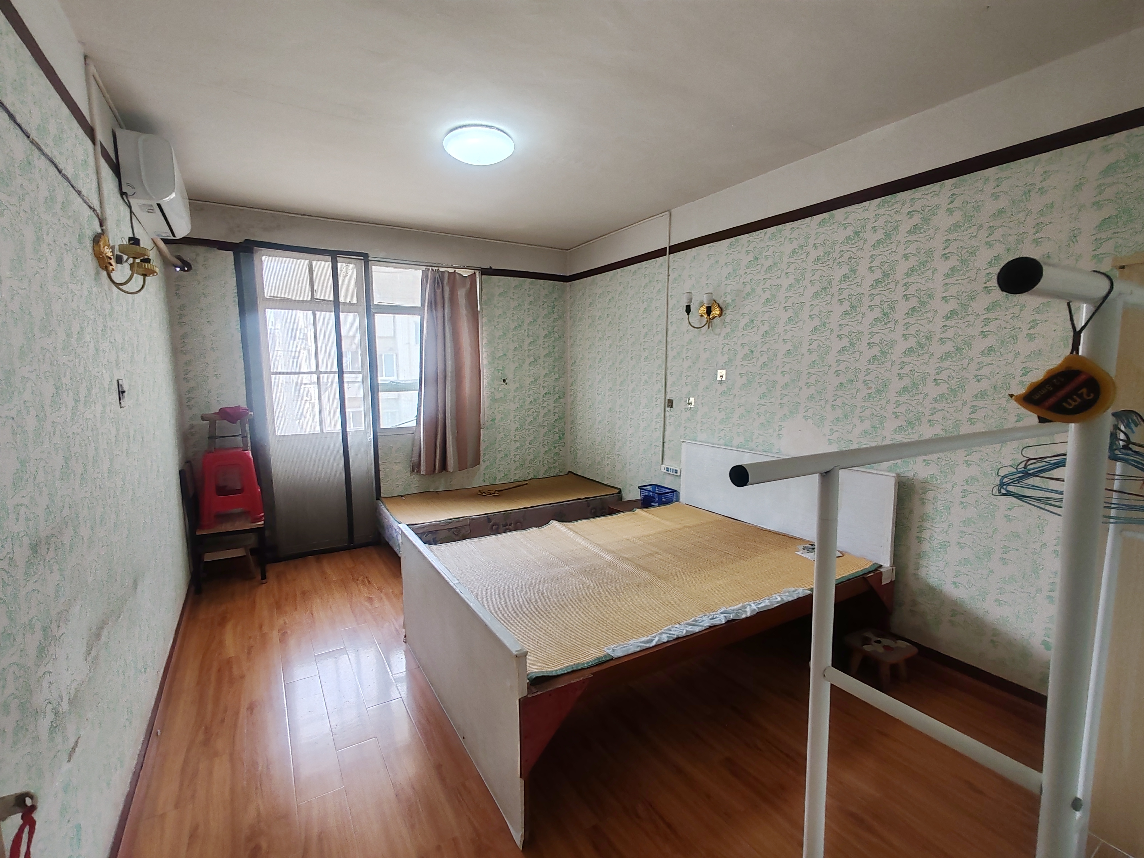 新桥新村 1室1厅1卫 45m&sup2;