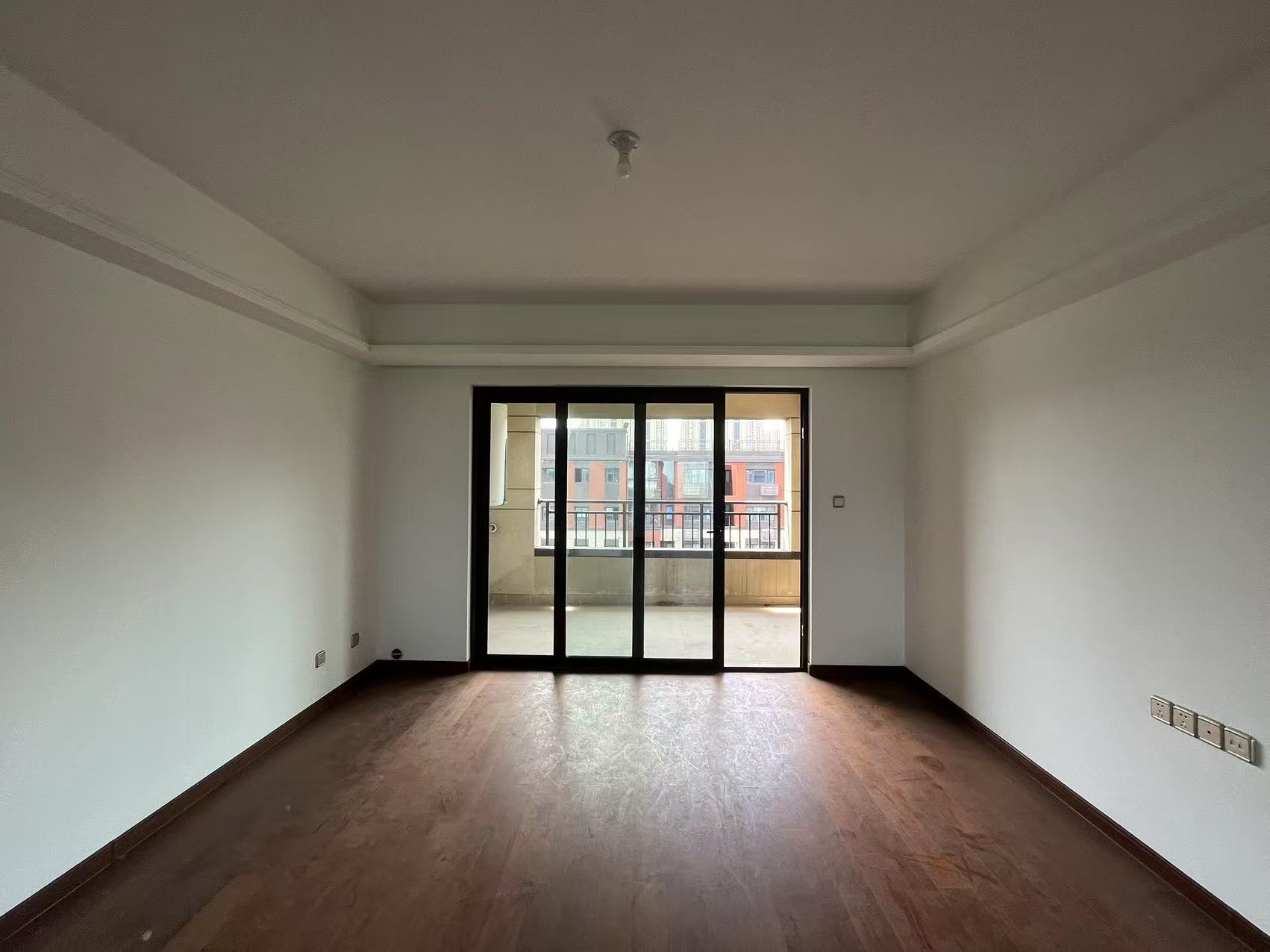万科白鹭郡 3室2厅2卫 120m²