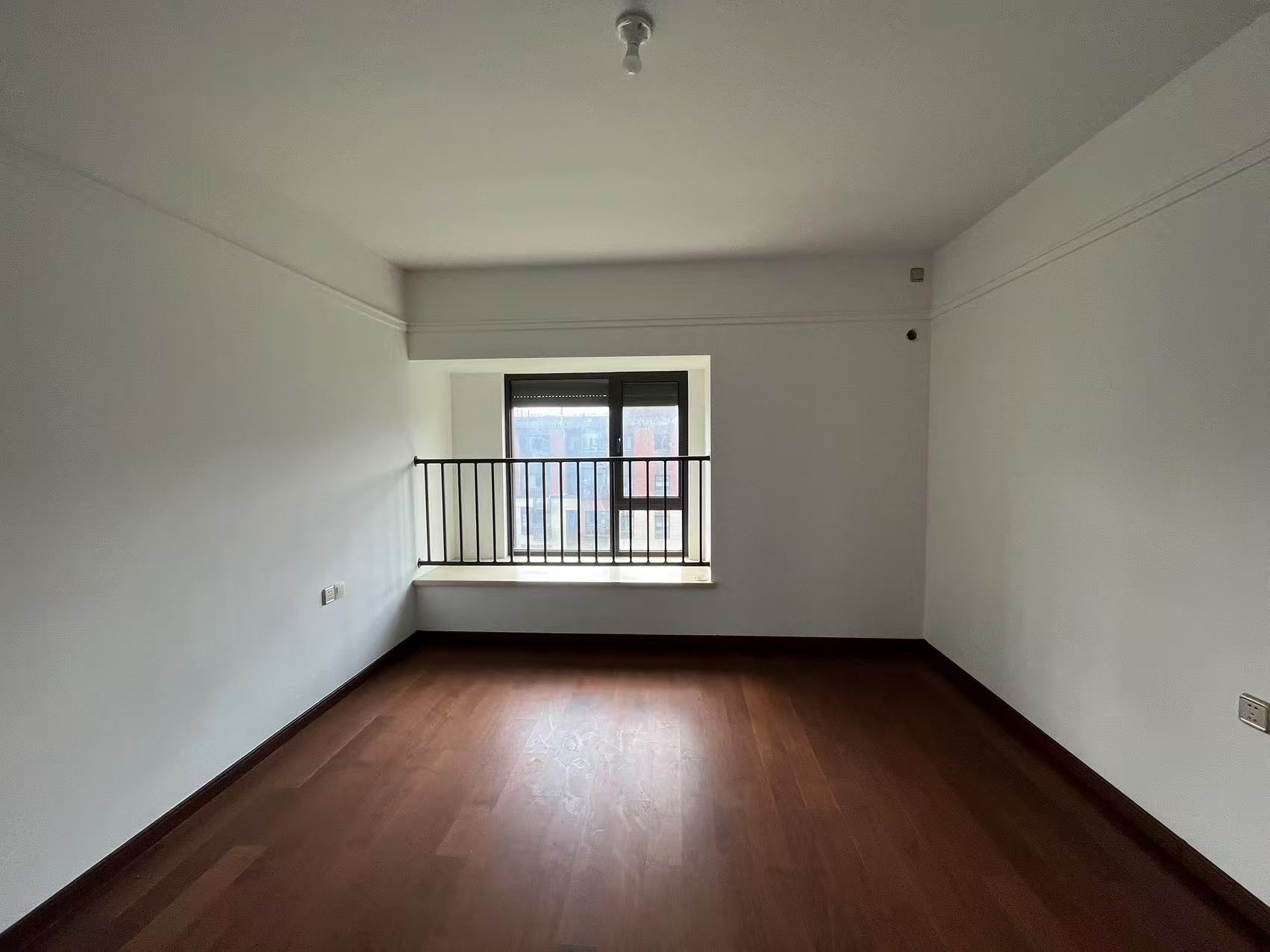 万科白鹭郡 3室2厅2卫 120m&sup2;