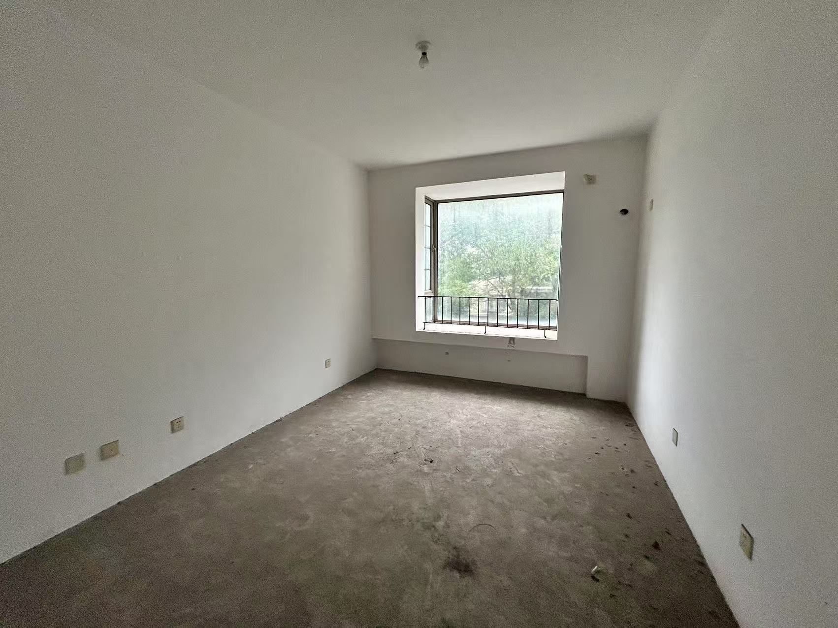 优山美地花园南区 4室2厅3卫 208.74m&sup2;
