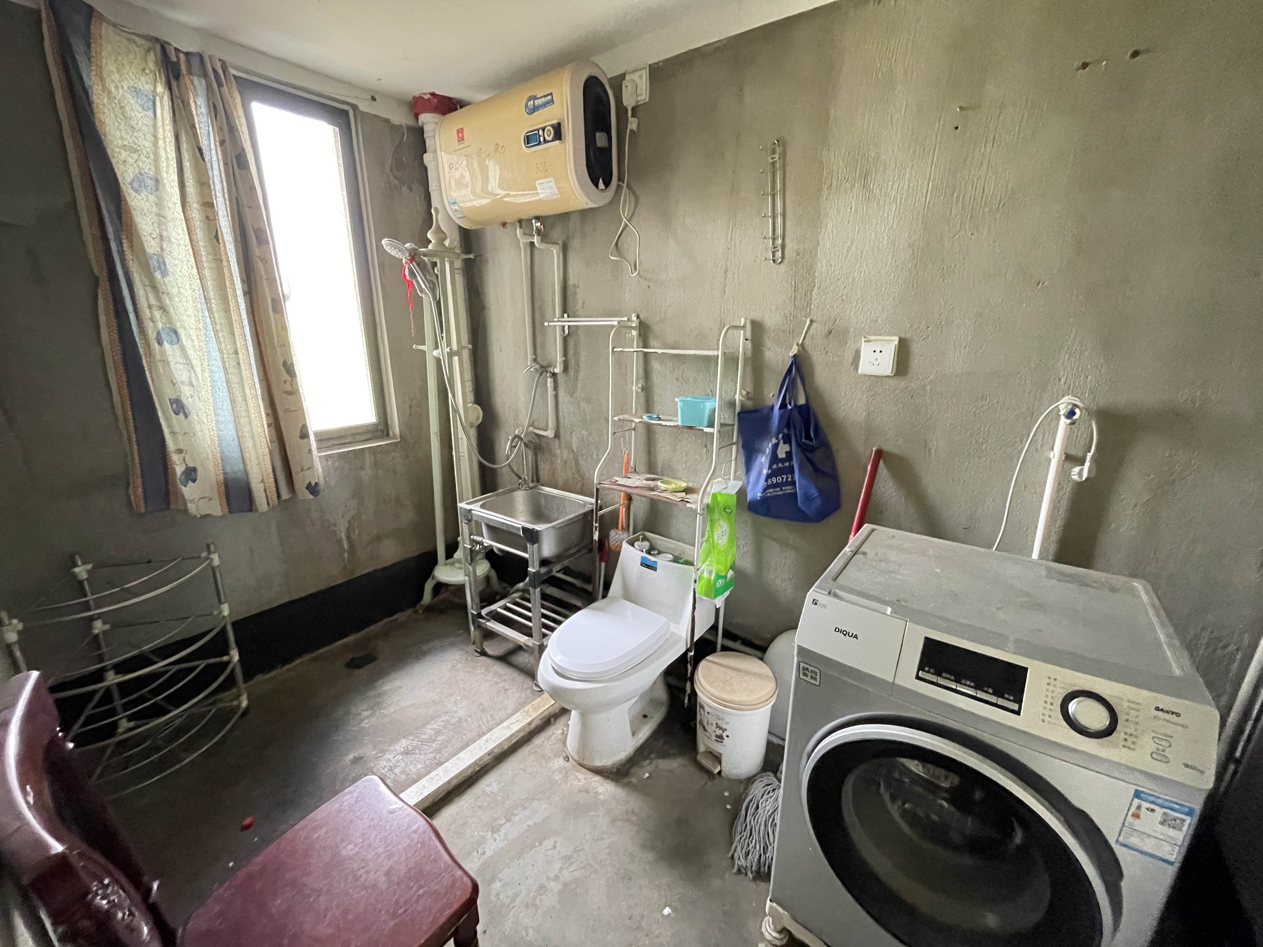 陆洪小镇街区 2室1厅1卫 96.2m&sup2;