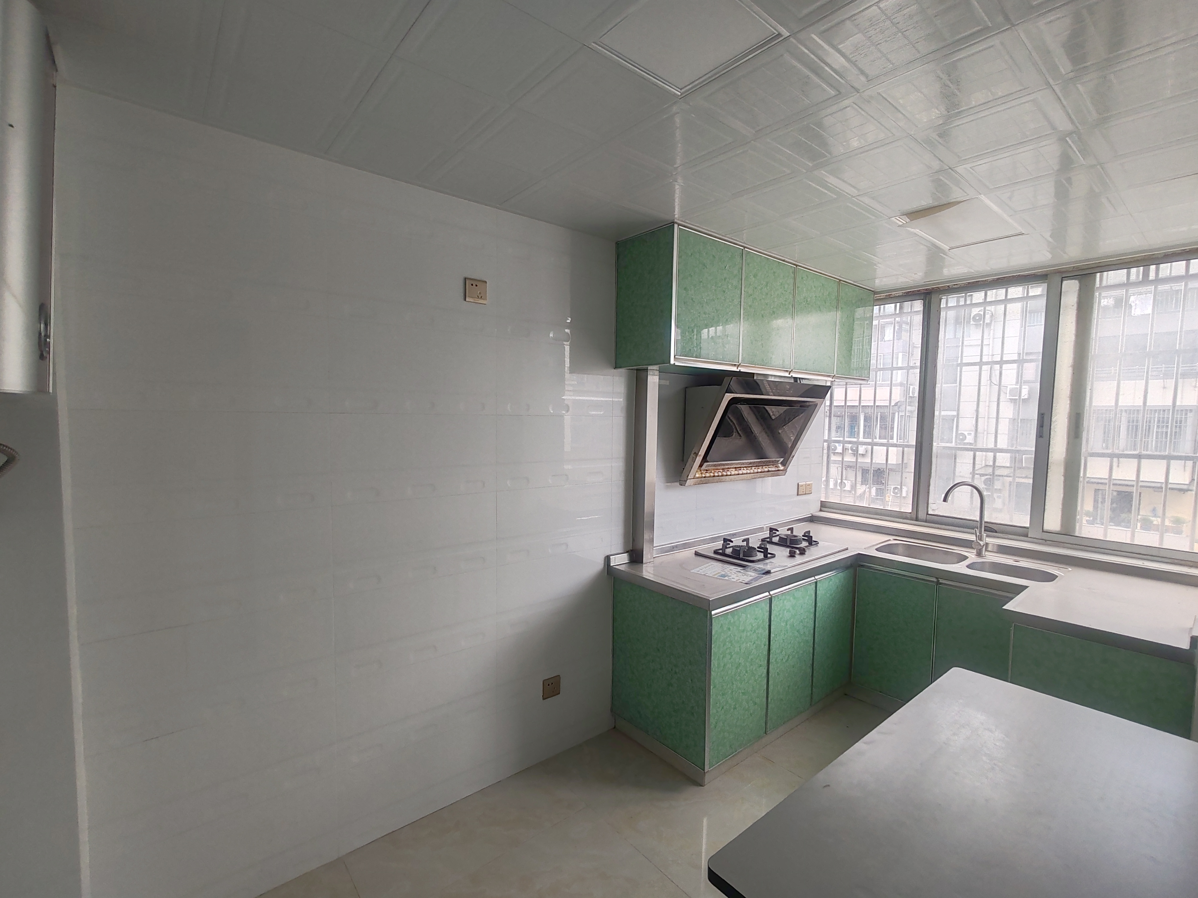 人民中路152号小区 2室1厅1卫 79.48m&sup2;
