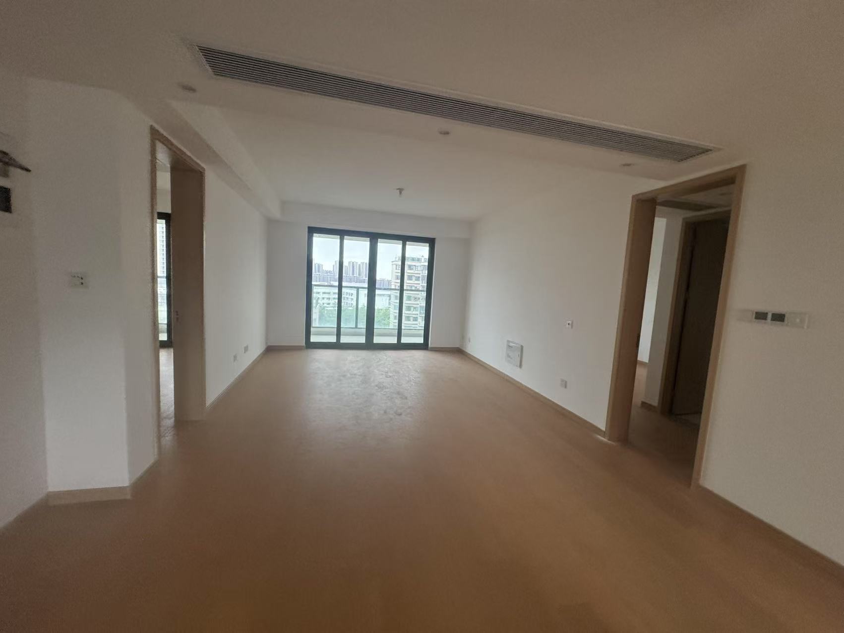 时光漫城 3室2厅2卫 113m&sup2;