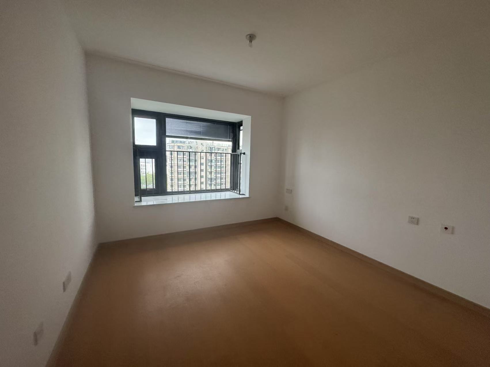 时光漫城 3室2厅2卫 113m&sup2;