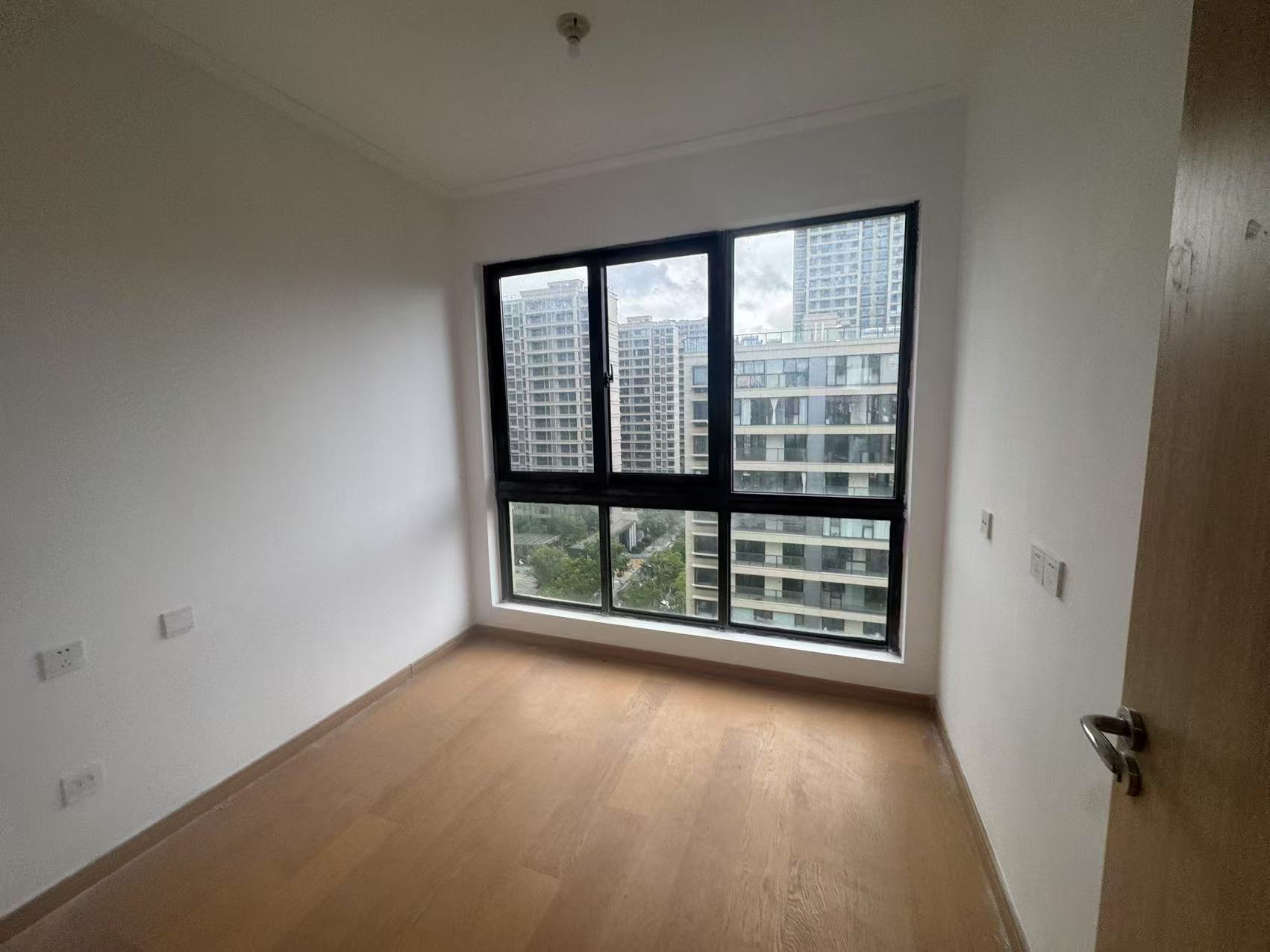 时光漫城 3室2厅2卫 113m&sup2;