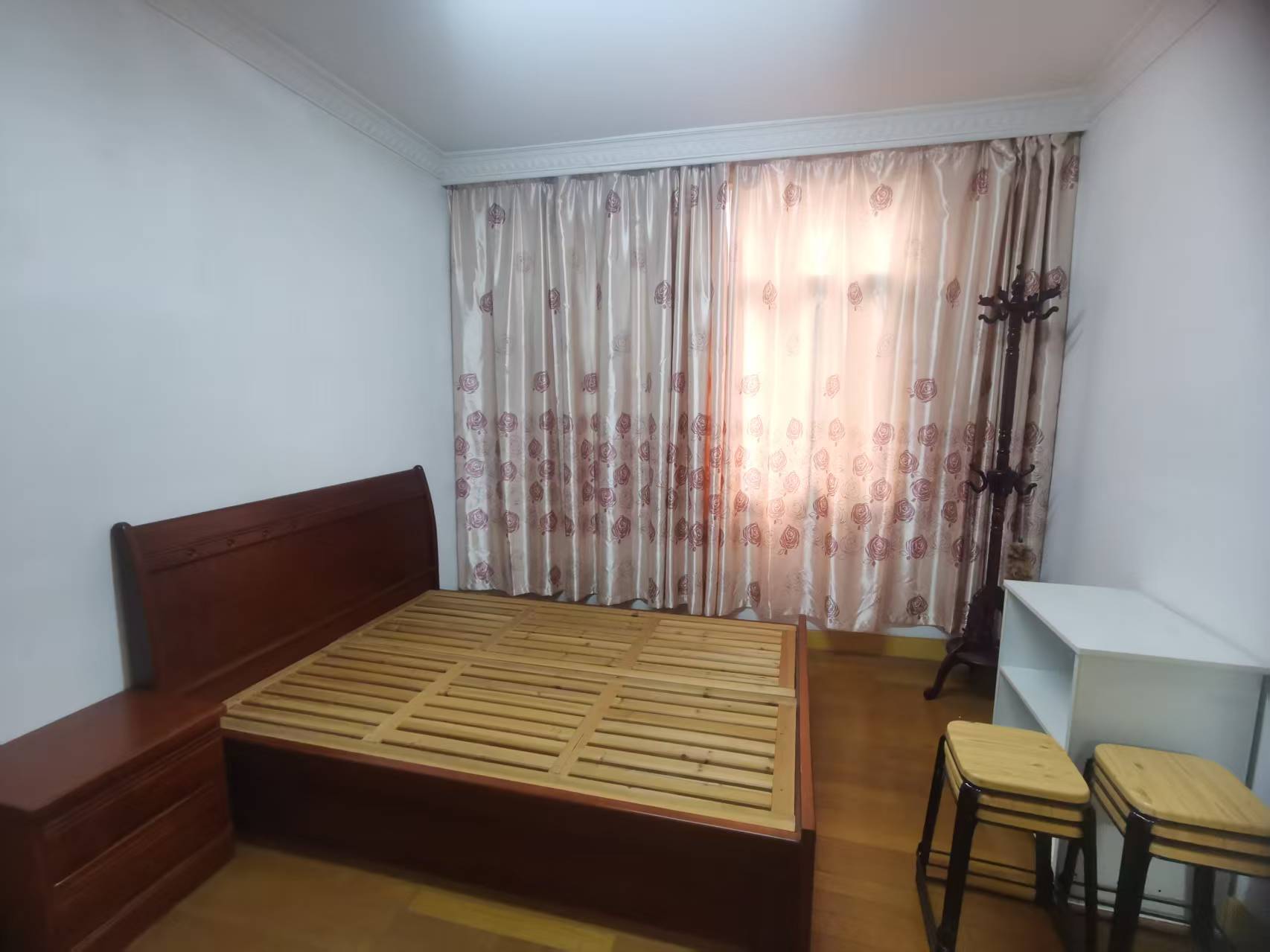 青年中路9号 3室1厅1卫 82m&sup2;