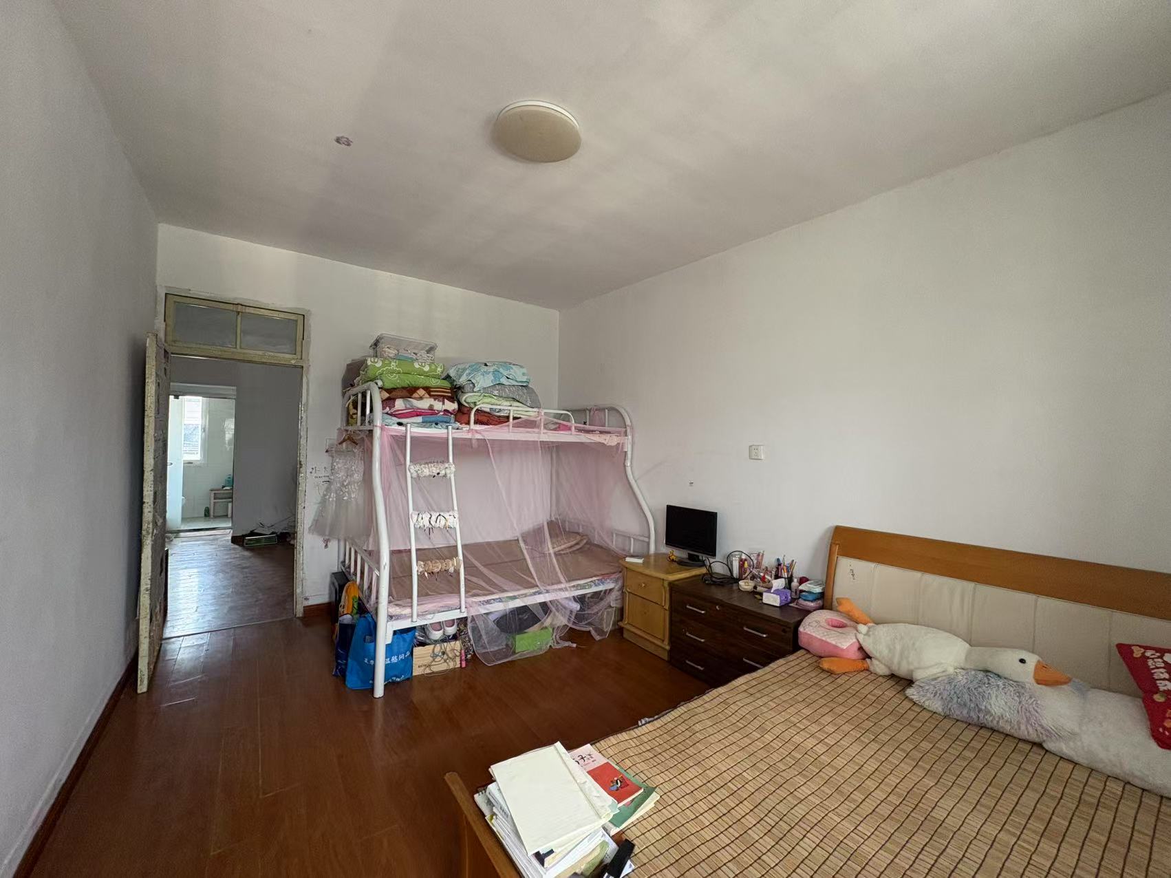 新桥北村 1室1厅1卫 54m&sup2;