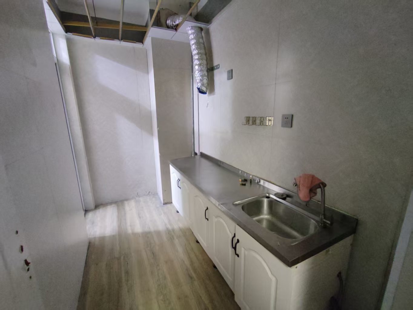 学士府 2室1厅1卫 86m&sup2;