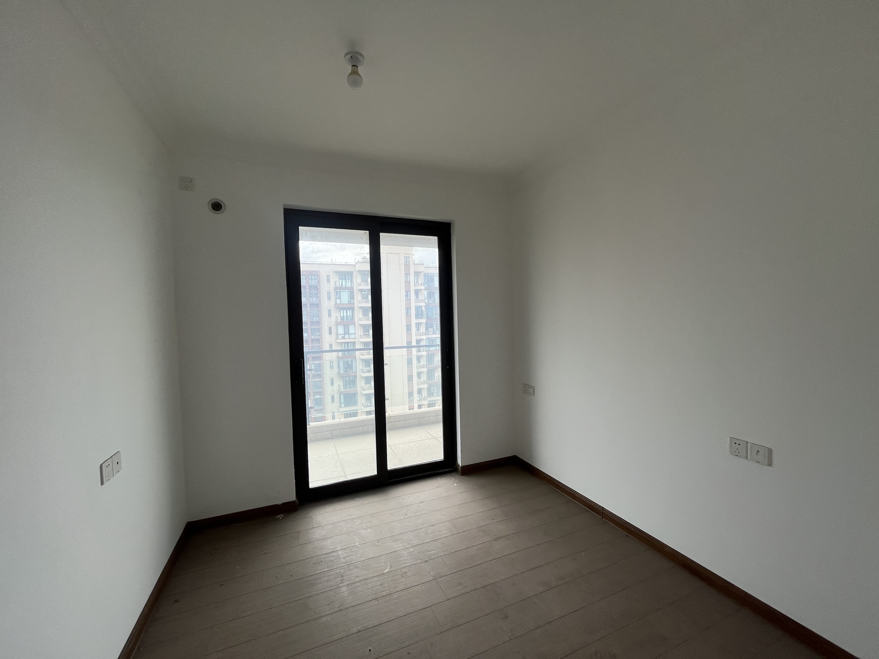 碧桂园时代悦城 3室2厅2卫 113m&sup2;