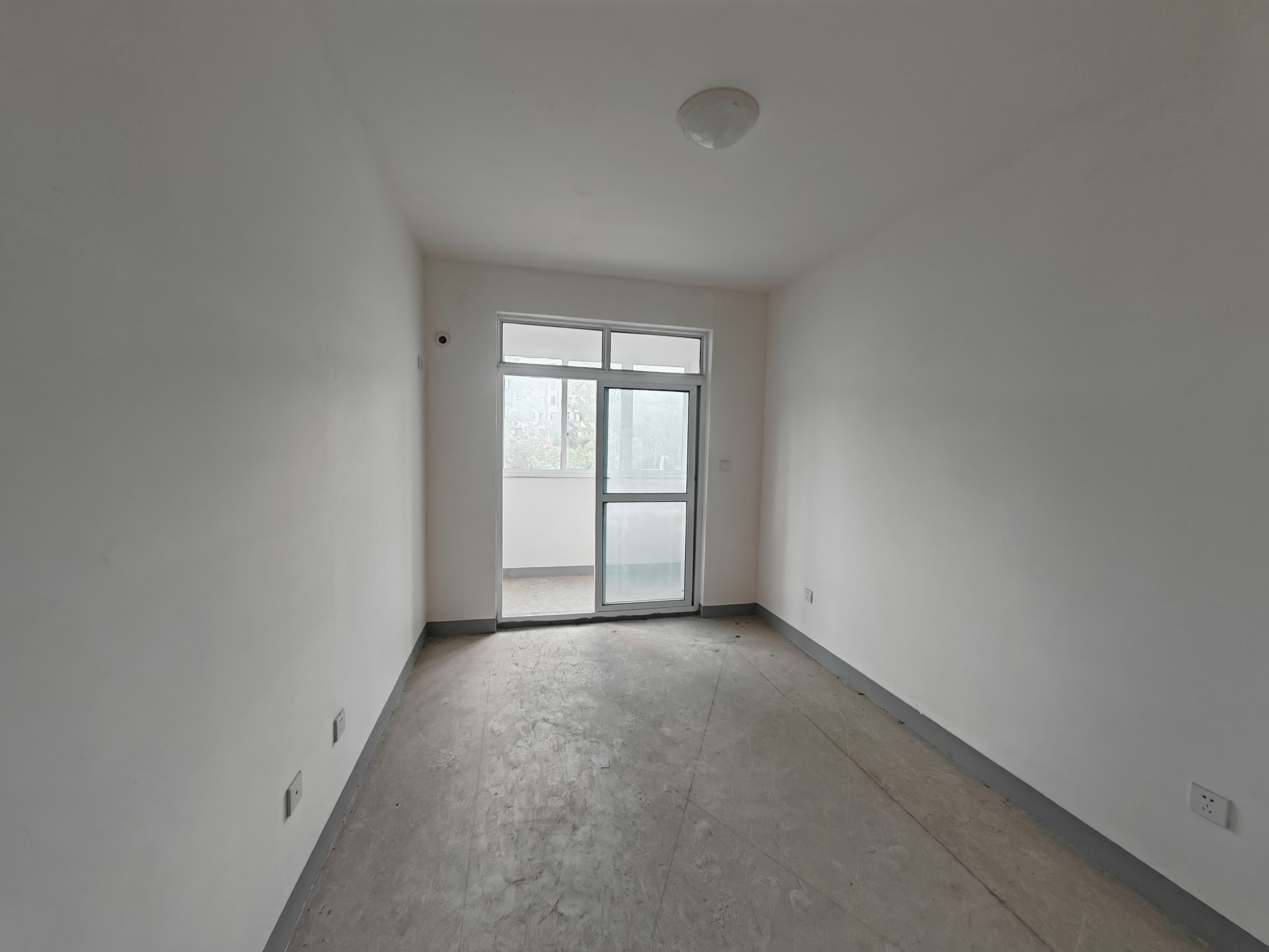 金韵华庭 2室2厅1卫 76m&sup2;