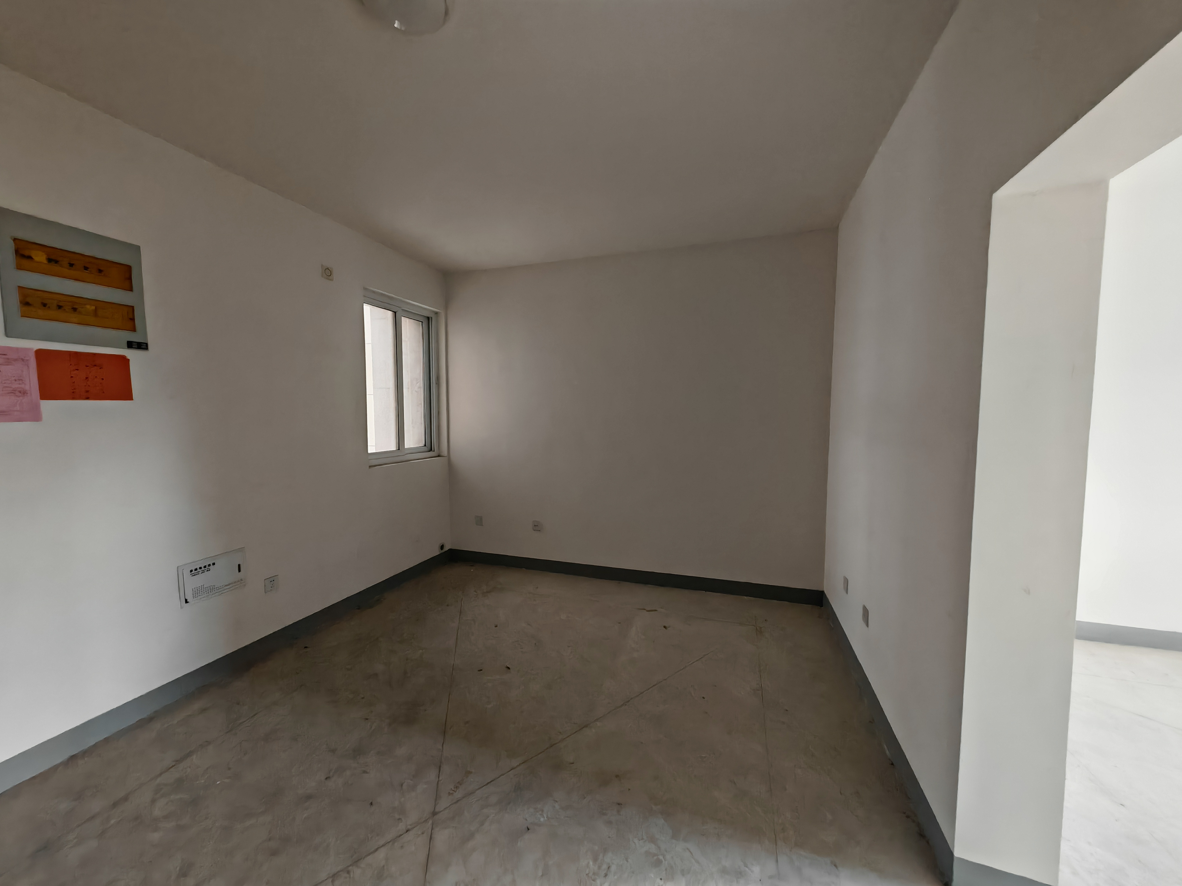 金韵华庭 2室2厅1卫 76m²
