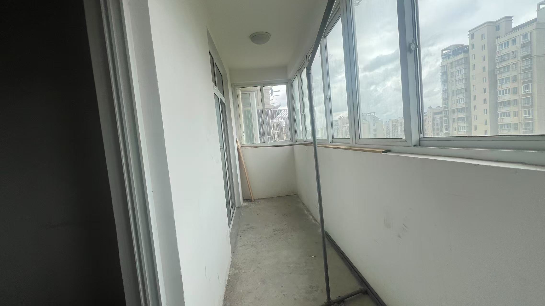 天晖苑 4室2厅1卫 131m&sup2;