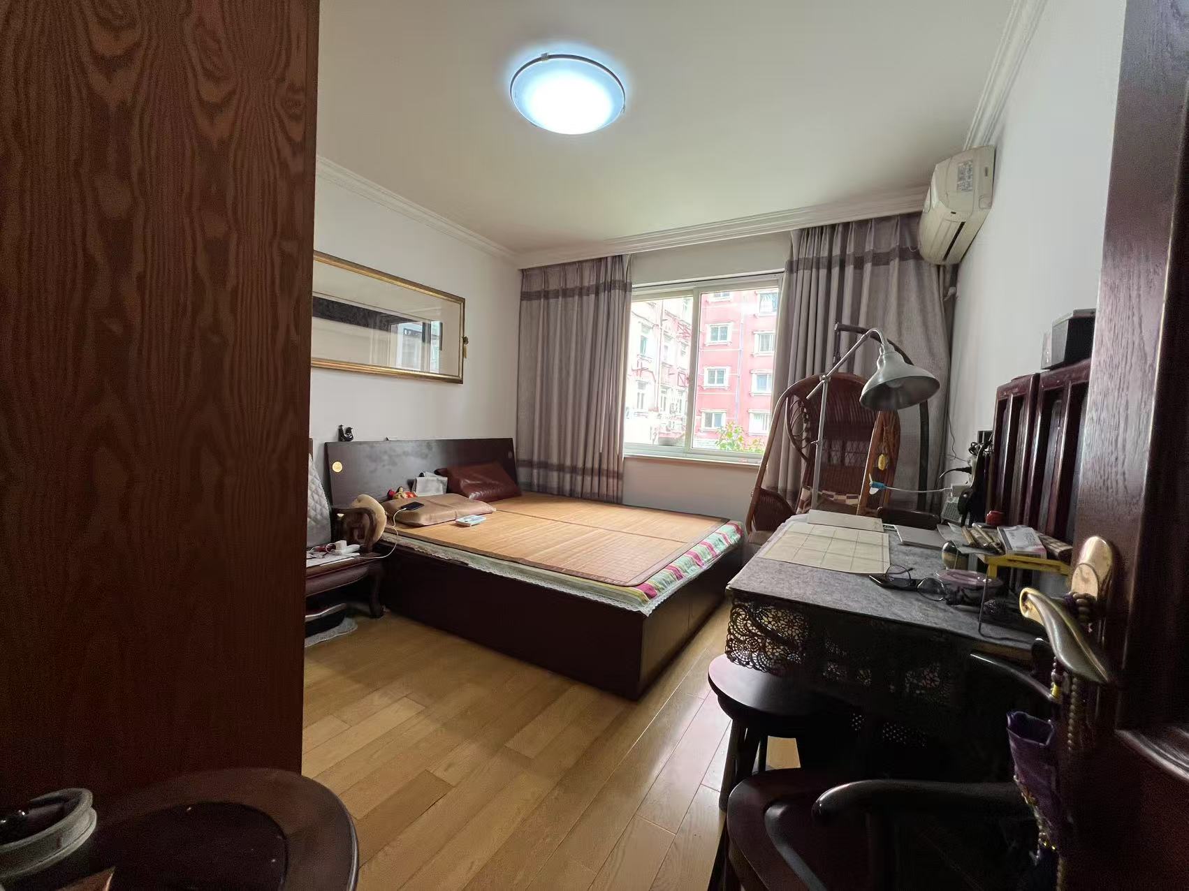 天虹公寓 3室1厅2卫 143.40m&sup2;