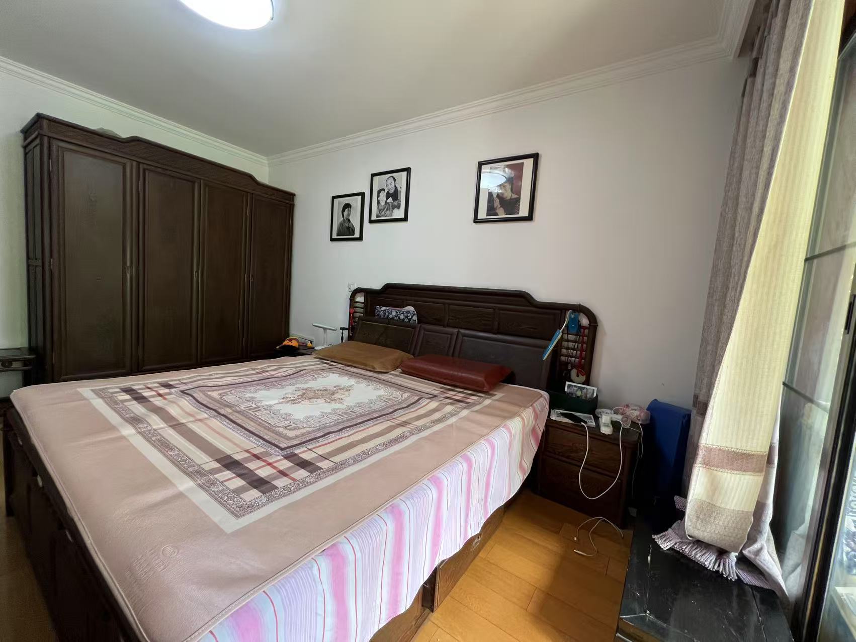 天虹公寓 3室1厅2卫 143.40m&sup2;