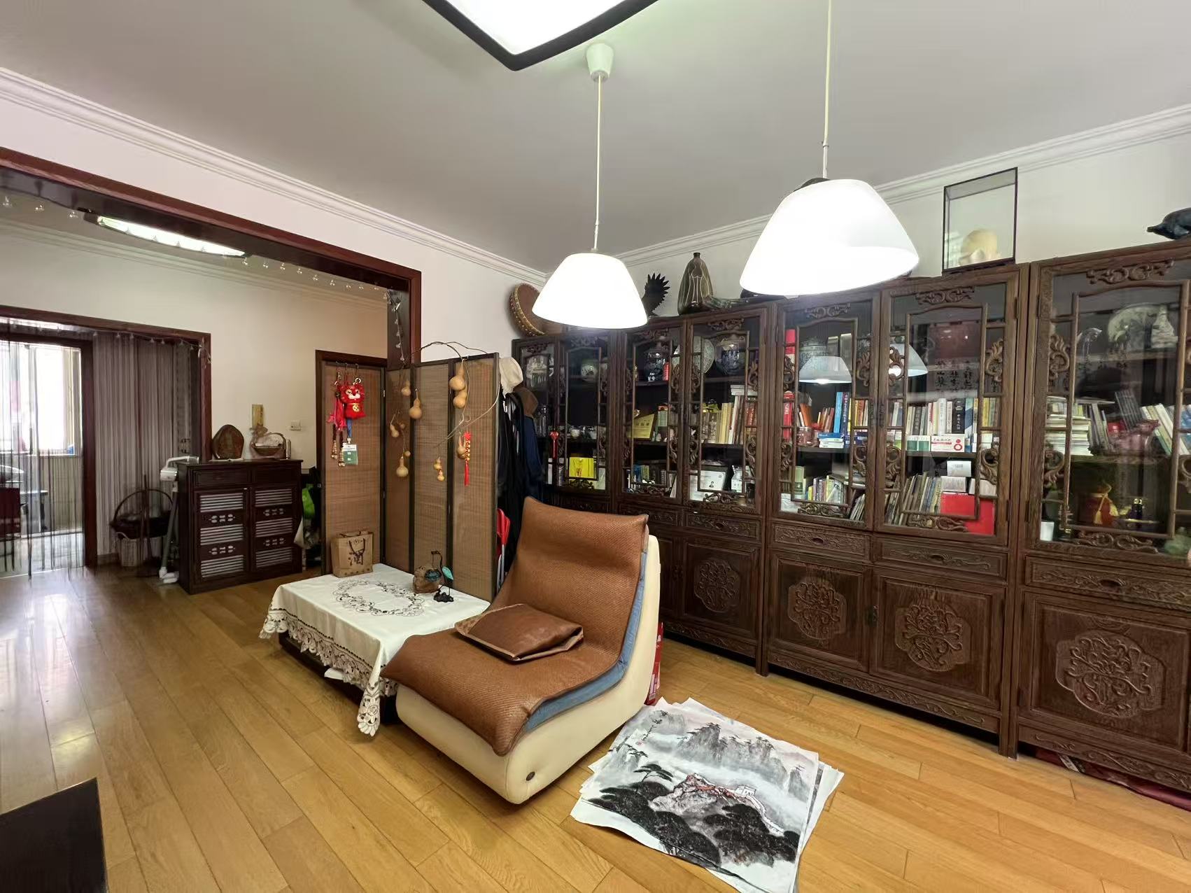 天虹公寓 3室1厅2卫 143.40m&sup2;