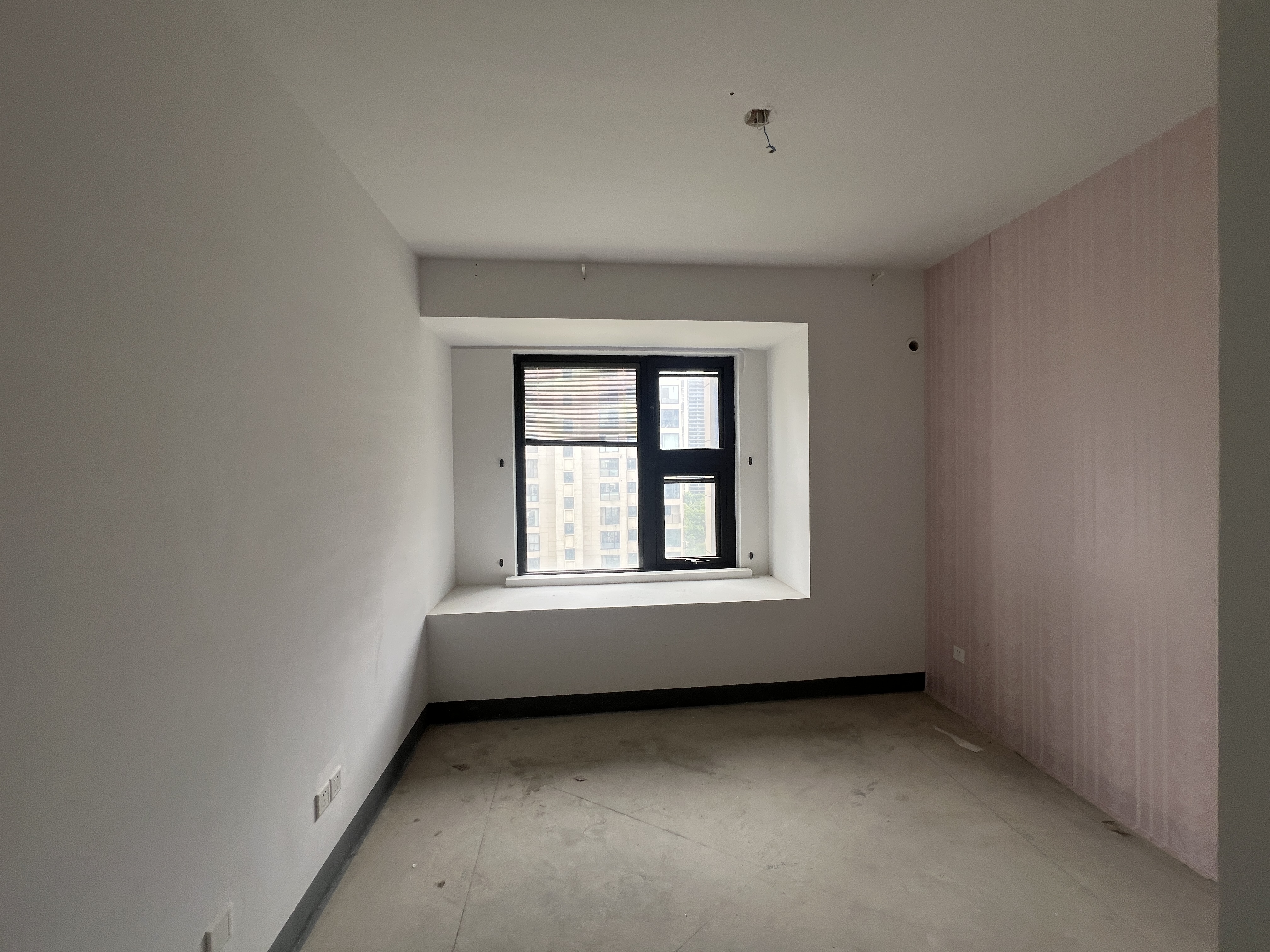 招商新城雍景湾 4室2厅2卫 139m&sup2;