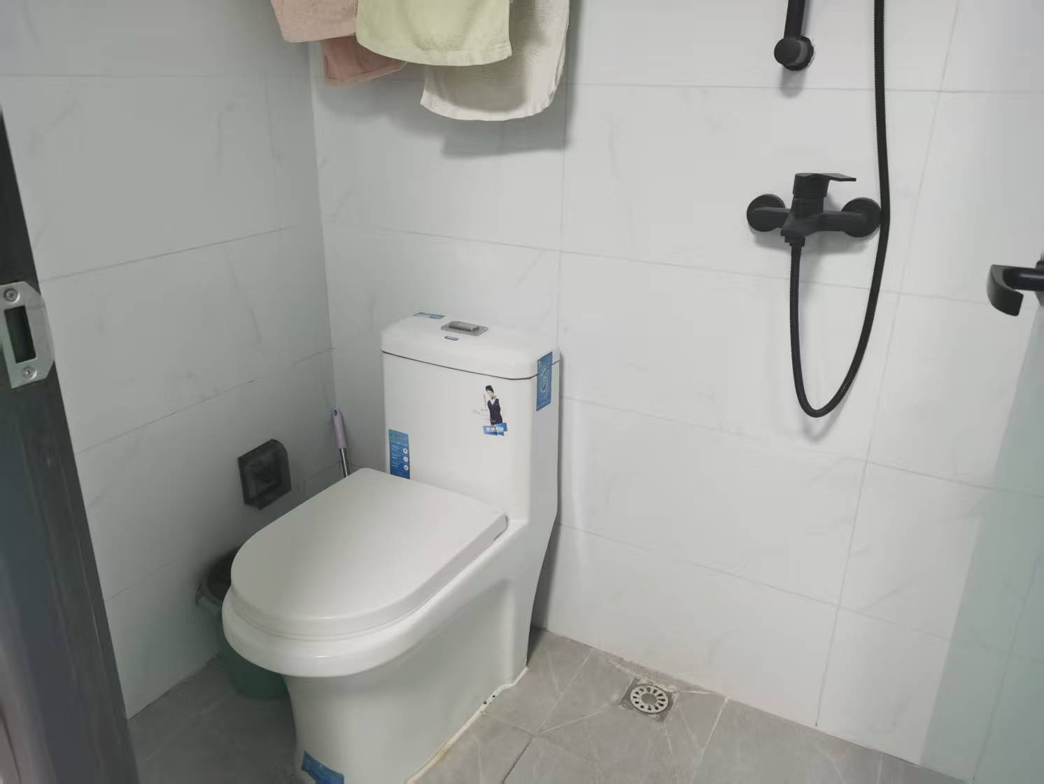 涌鑫八达通广场 1室1厅1卫 32m&sup2;