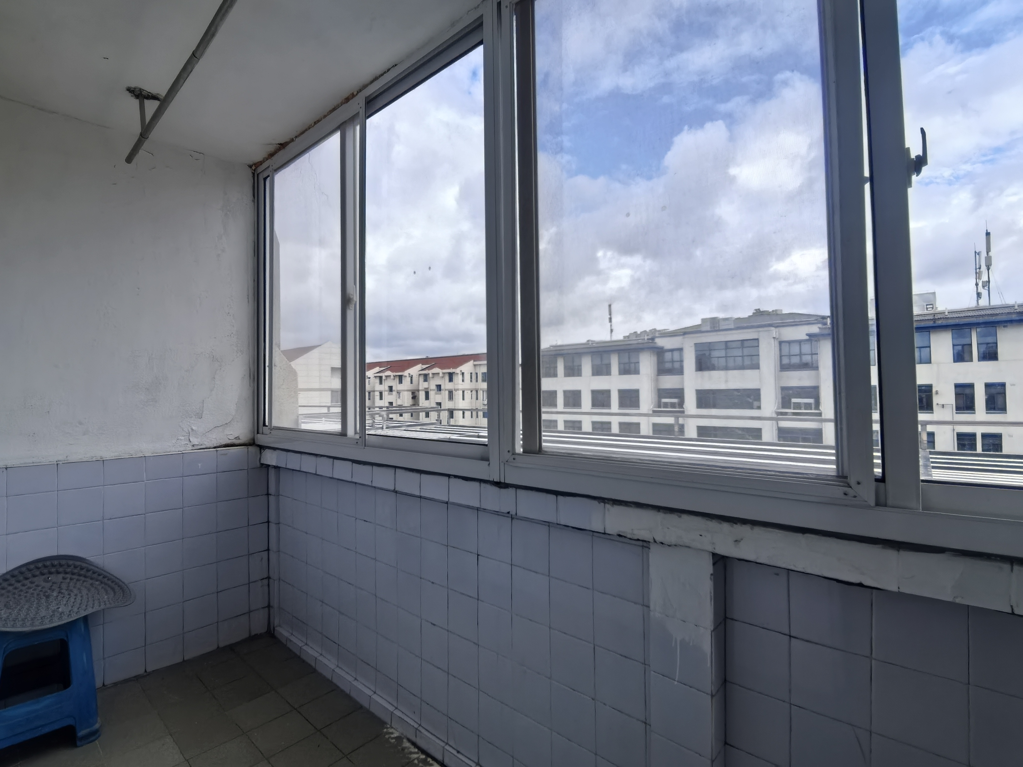 城港新村 1室1厅1卫 44m&sup2;