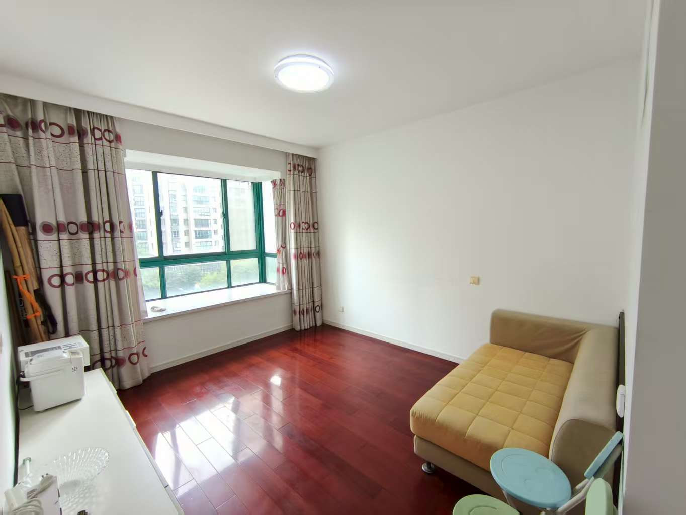 新城小区 3室2厅1卫 143.00m&sup2;