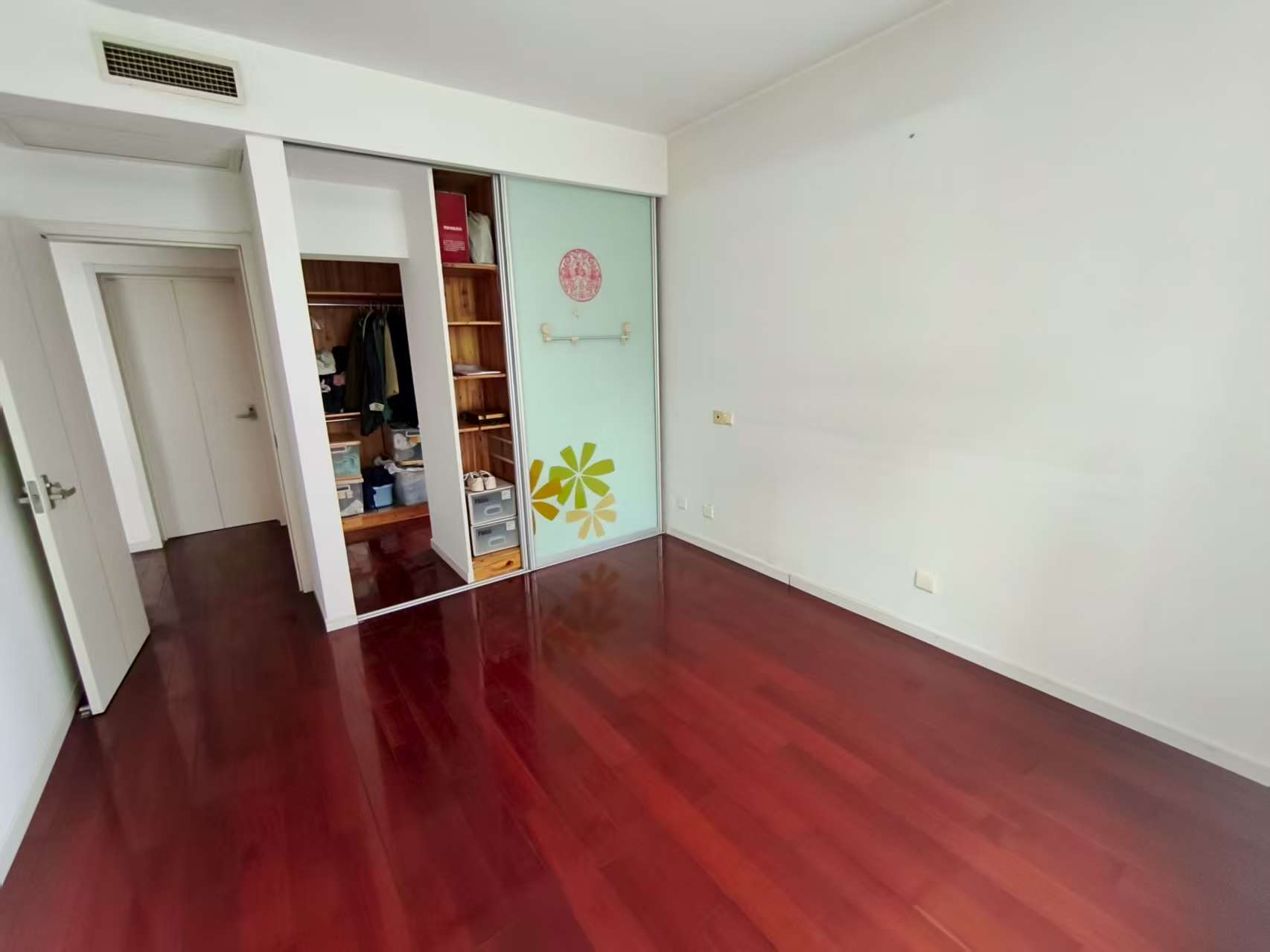 新城小区 3室2厅1卫 143.00m&sup2;