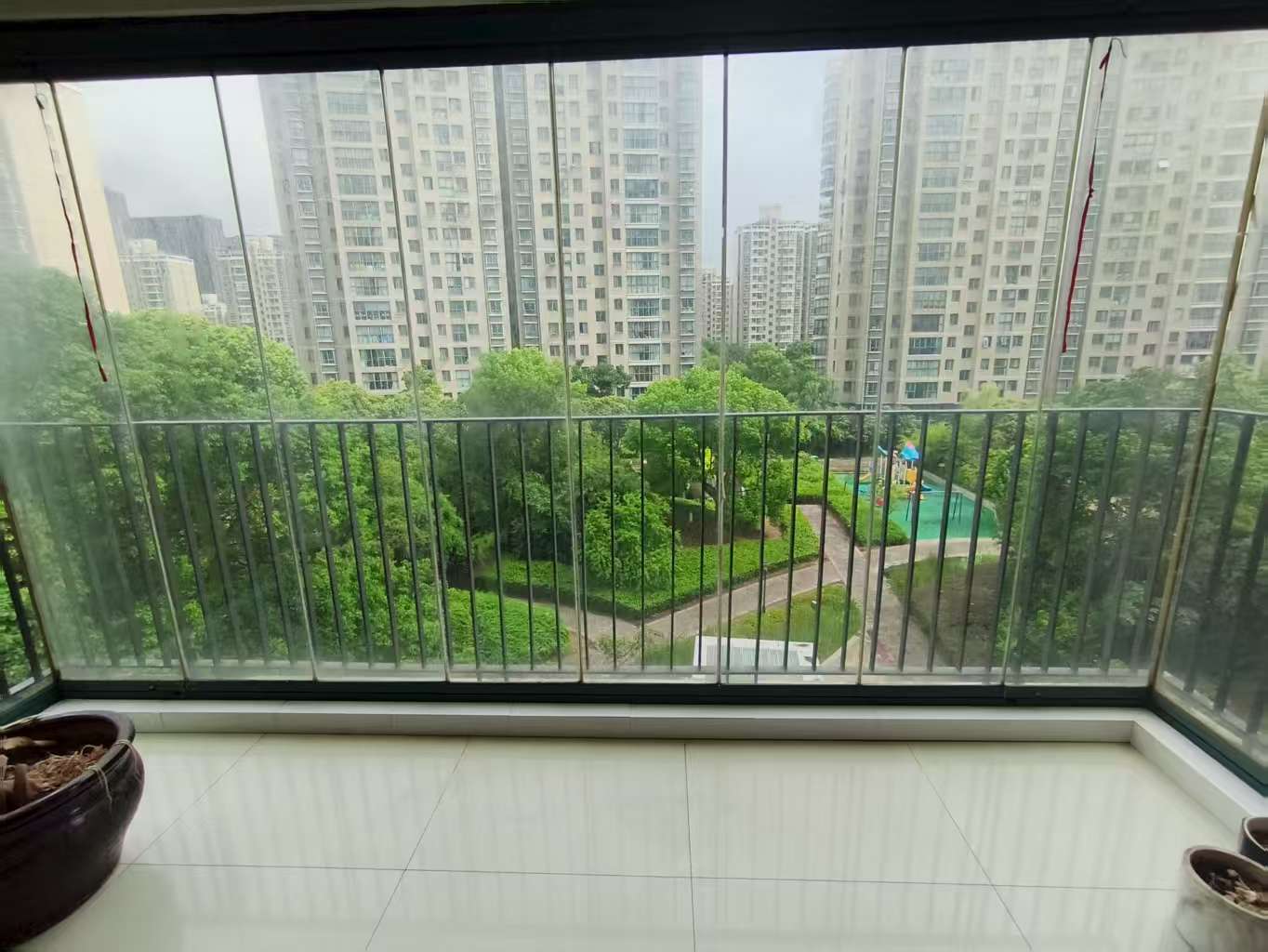 新城小区 3室2厅1卫 143.00m&sup2;