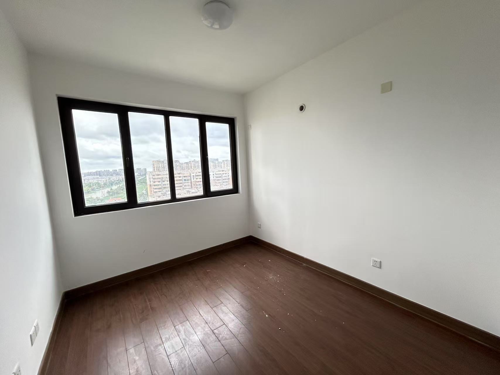 紫御四季 4室2厅2卫 133m&sup2;
