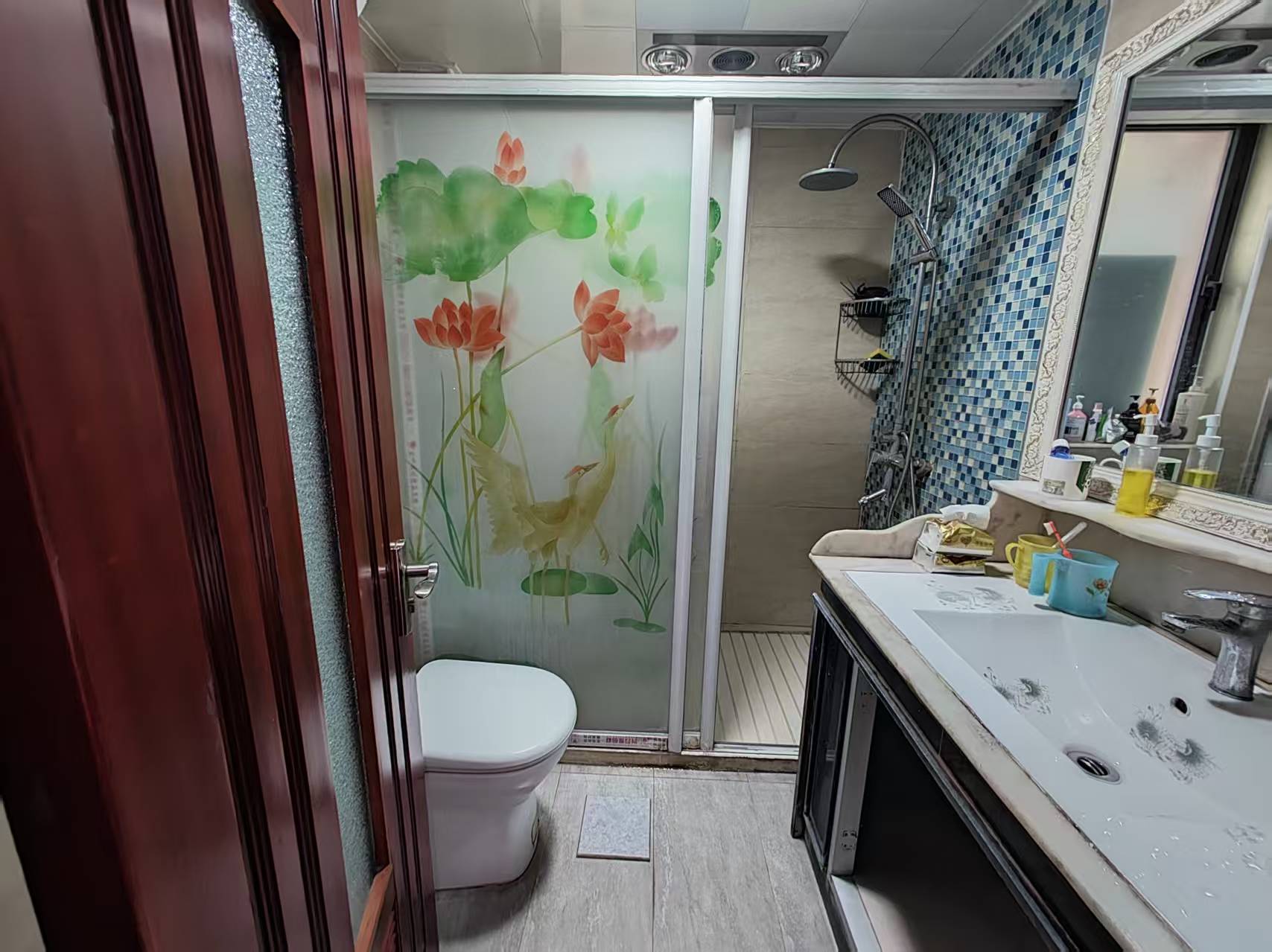 高迪晶城 3室2厅2卫 139.00m&sup2;