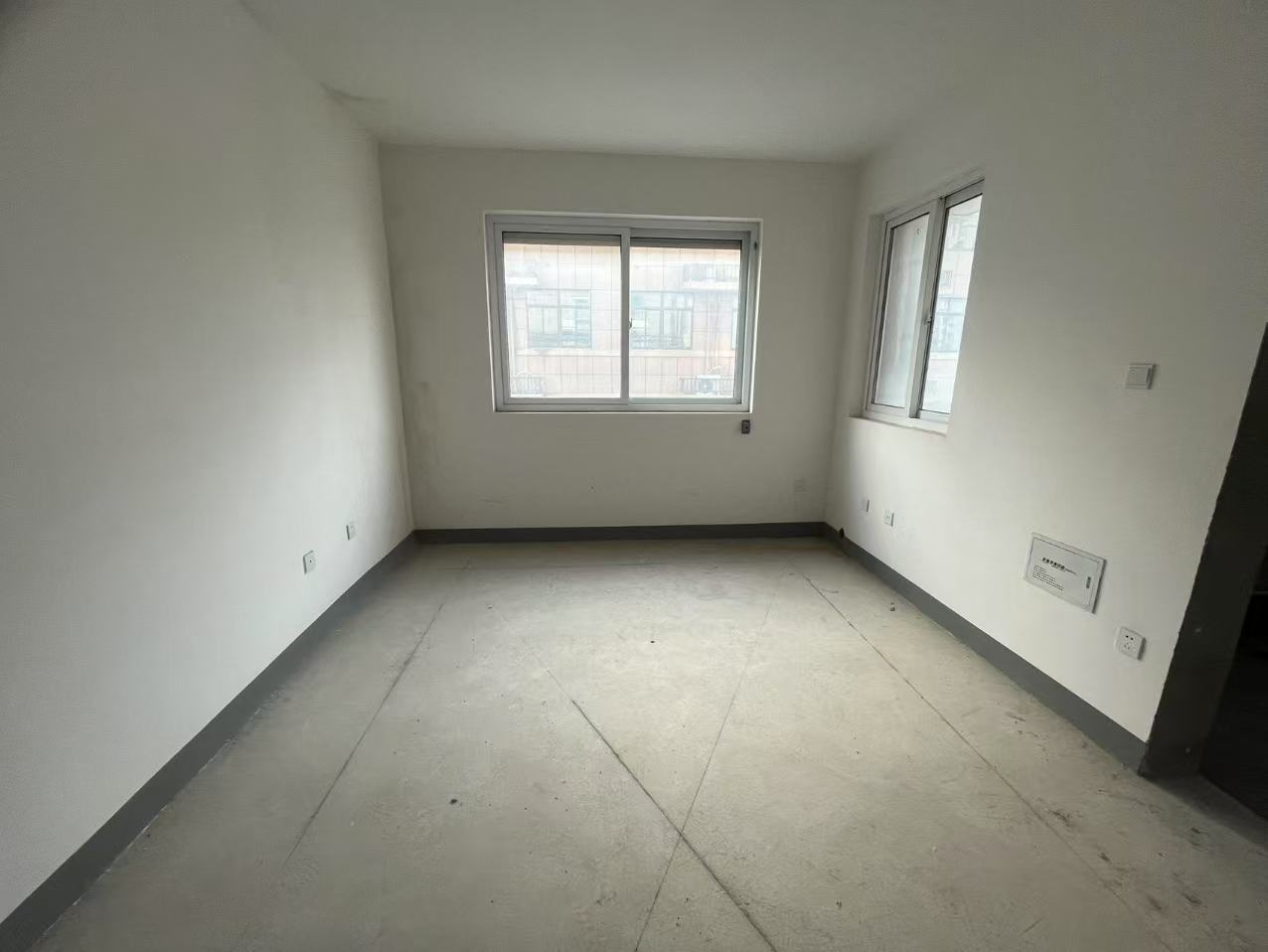 金韵华庭 2室2厅1卫 92m&sup2;