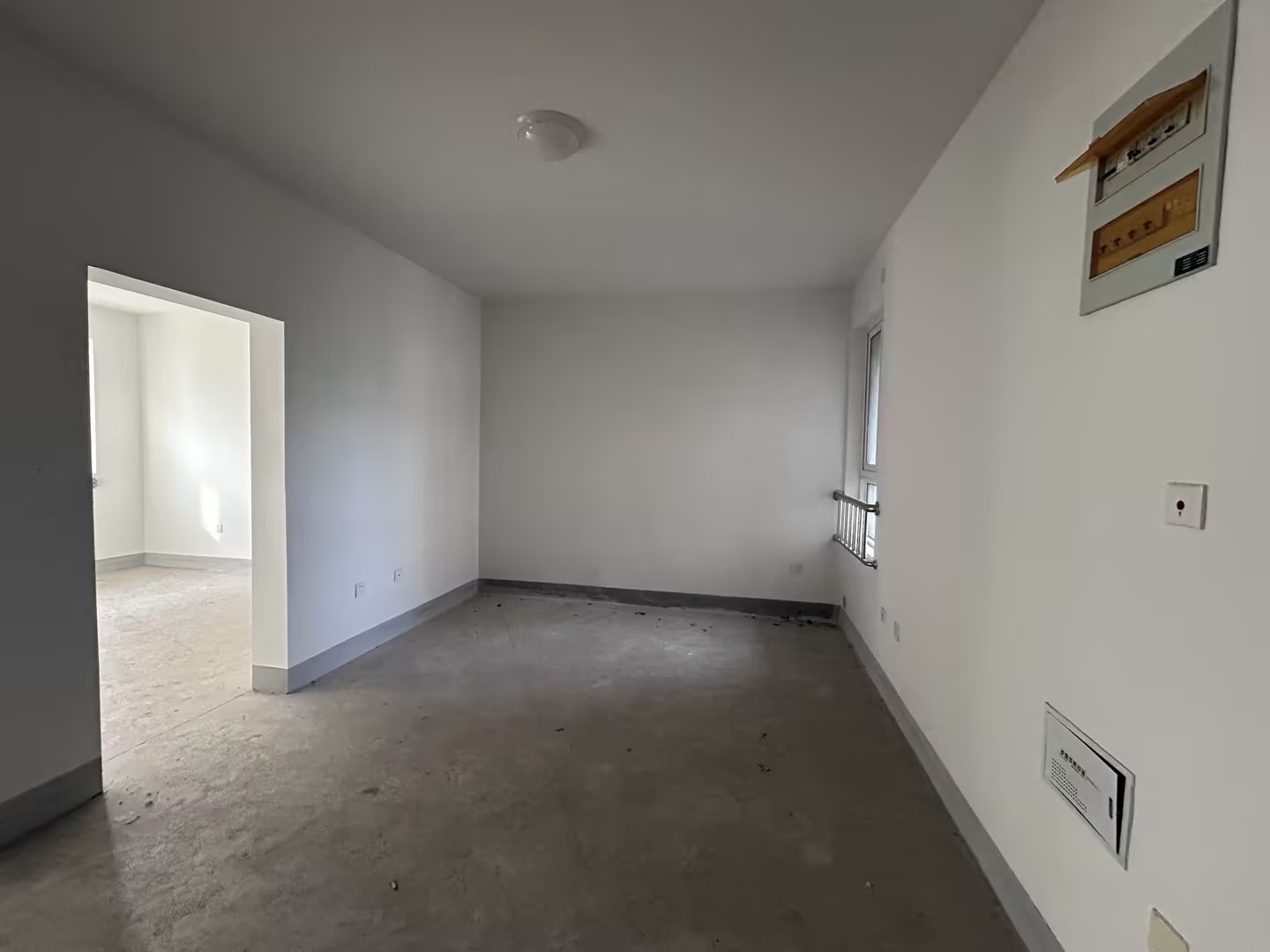 金韵华庭 2室1厅1卫 76m²