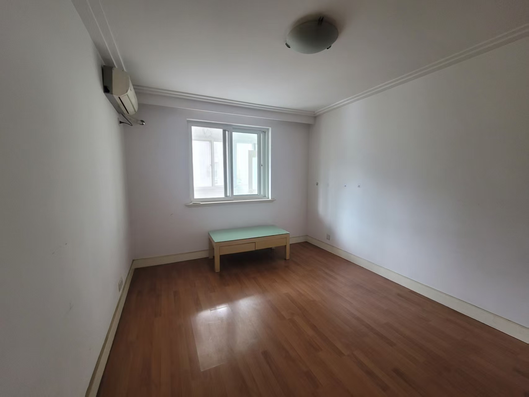 德民花苑 4室2厅2卫 168m&sup2;