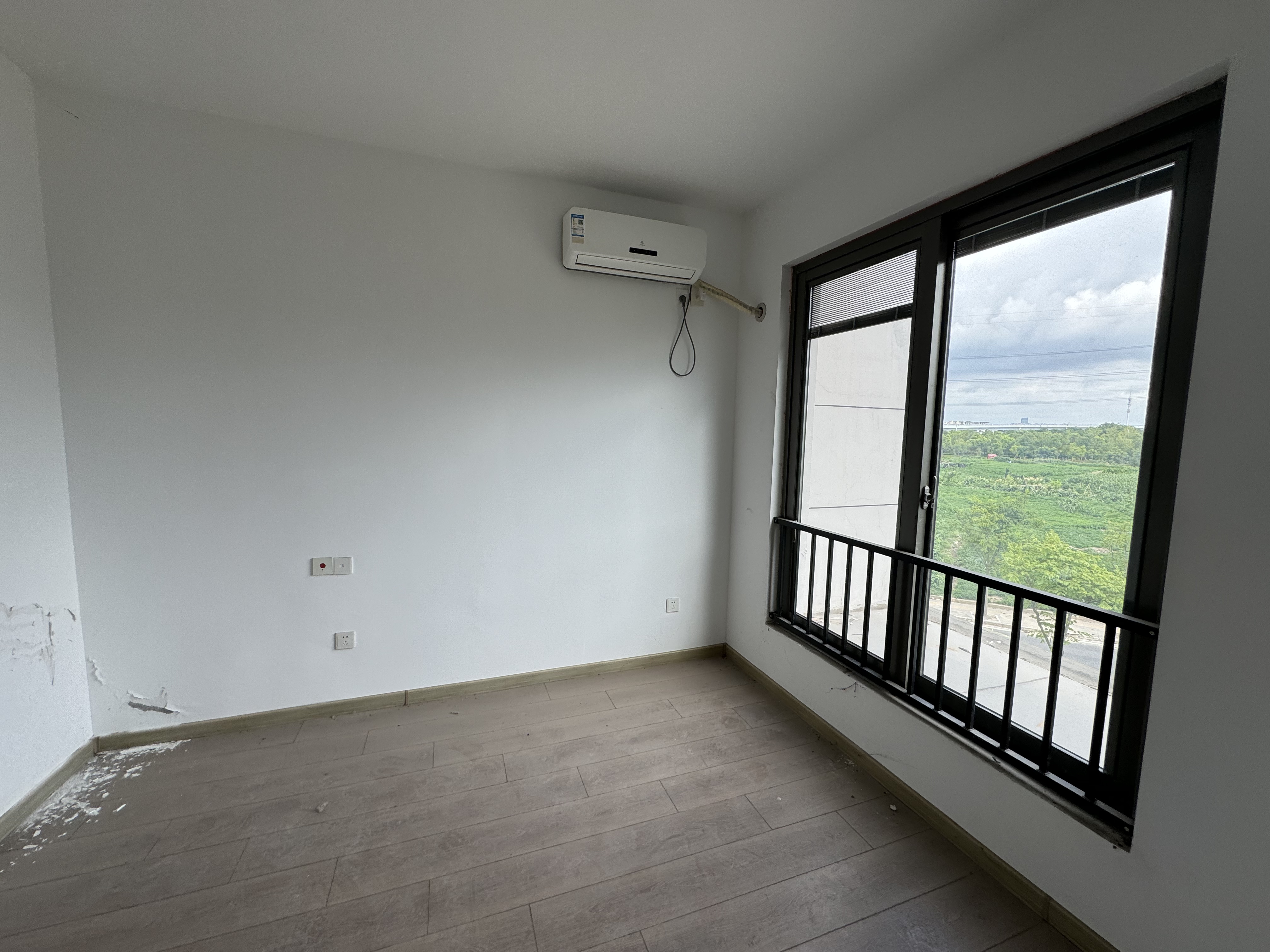 融信&middot;澜宸 4室2厅2卫 165.50m&sup2;