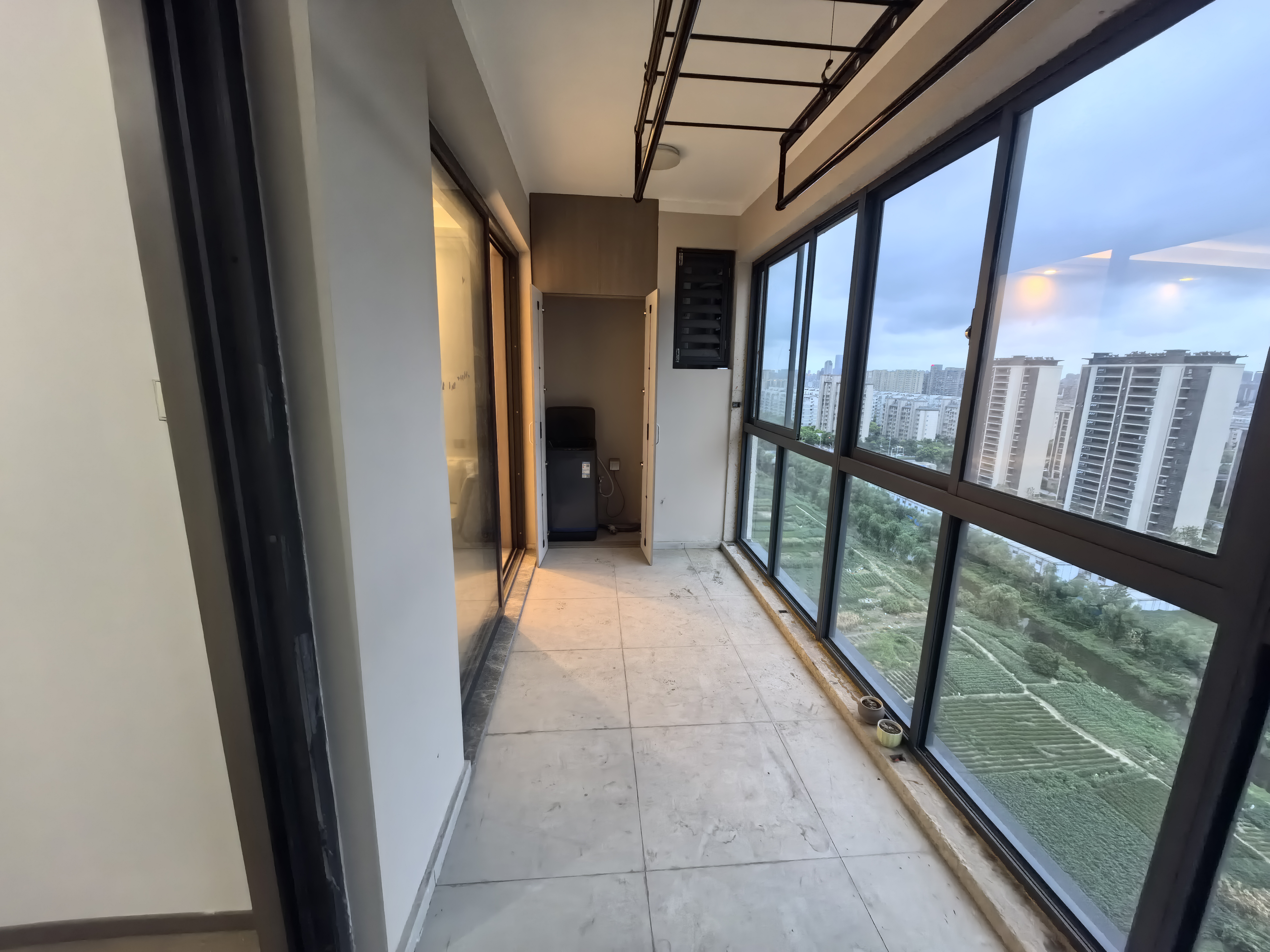 华禧铭苑 3室2厅1卫 93m&sup2;