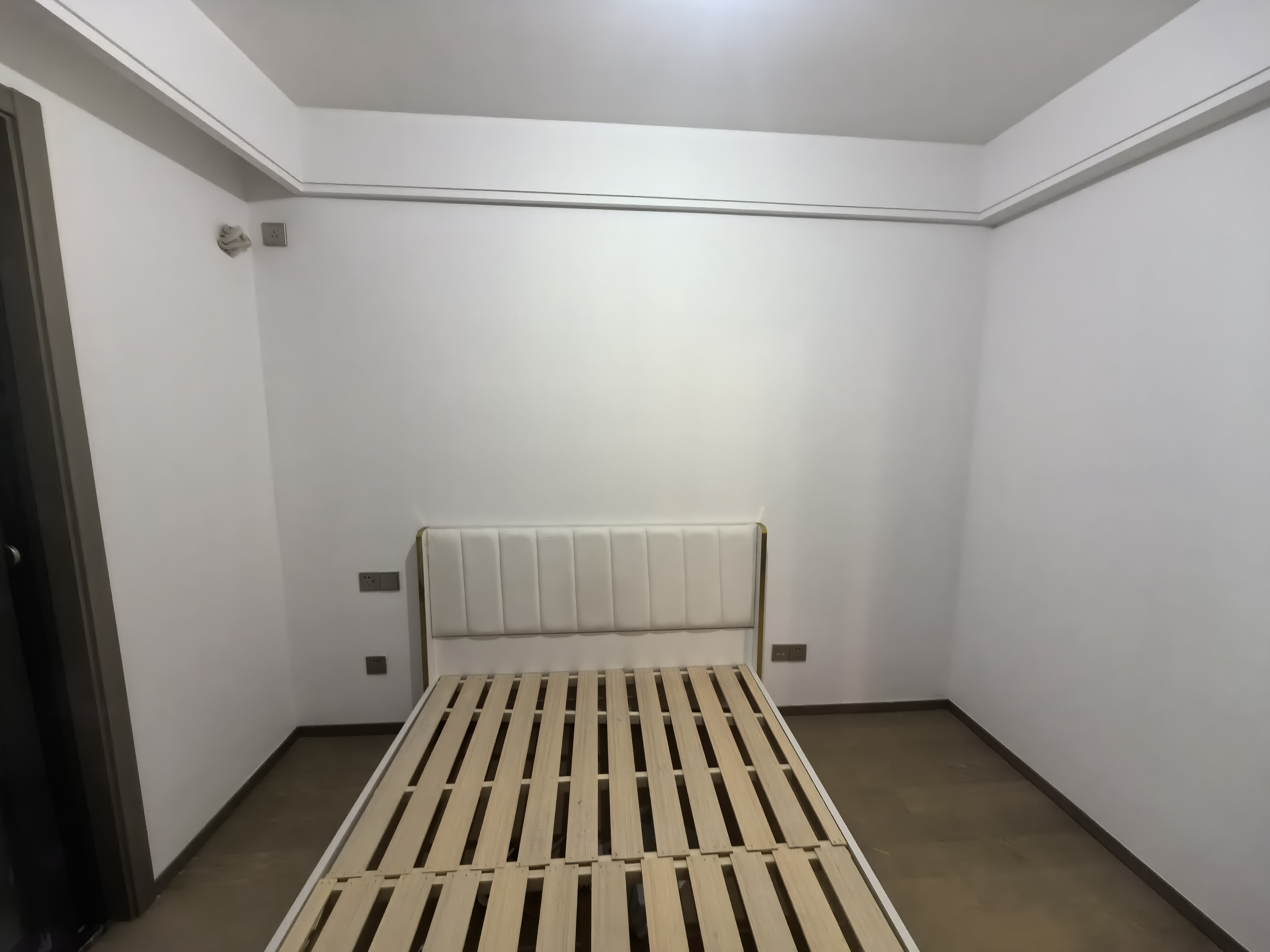华禧铭苑 3室2厅1卫 93m&sup2;