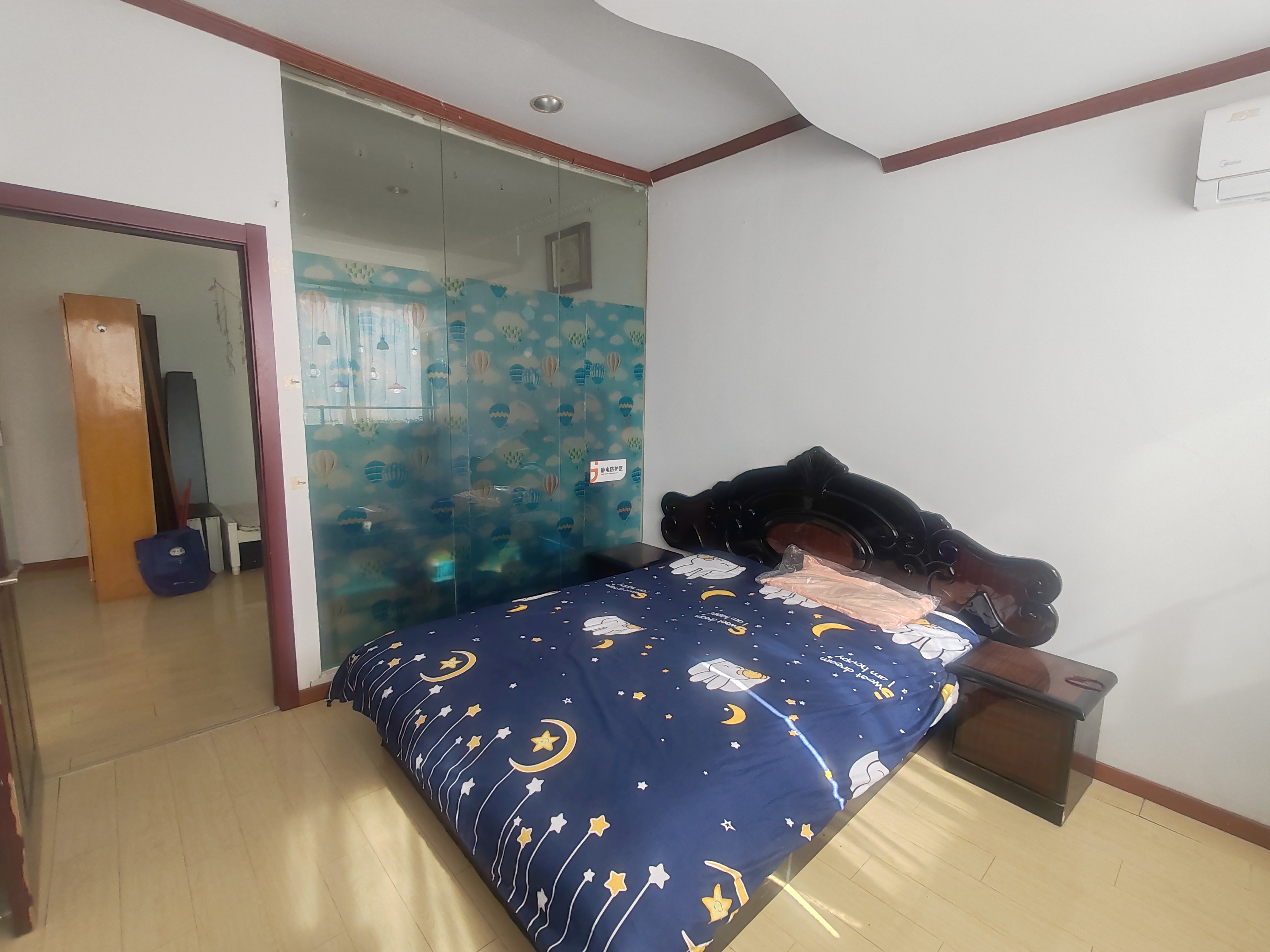 银河大厦 1室1厅1卫 60m&sup2;