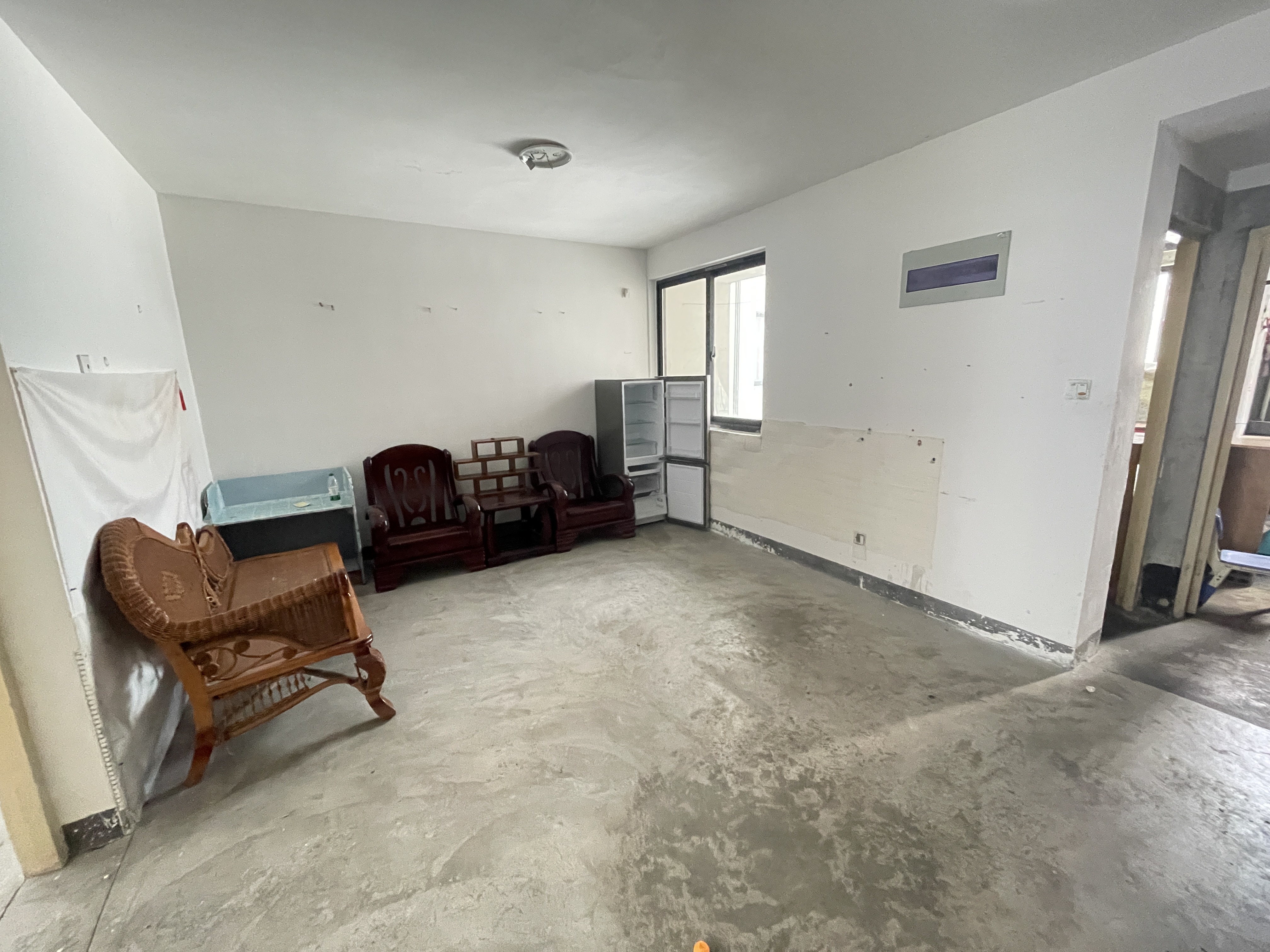 陆洪小镇街区 2室1厅1卫 79m&sup2;