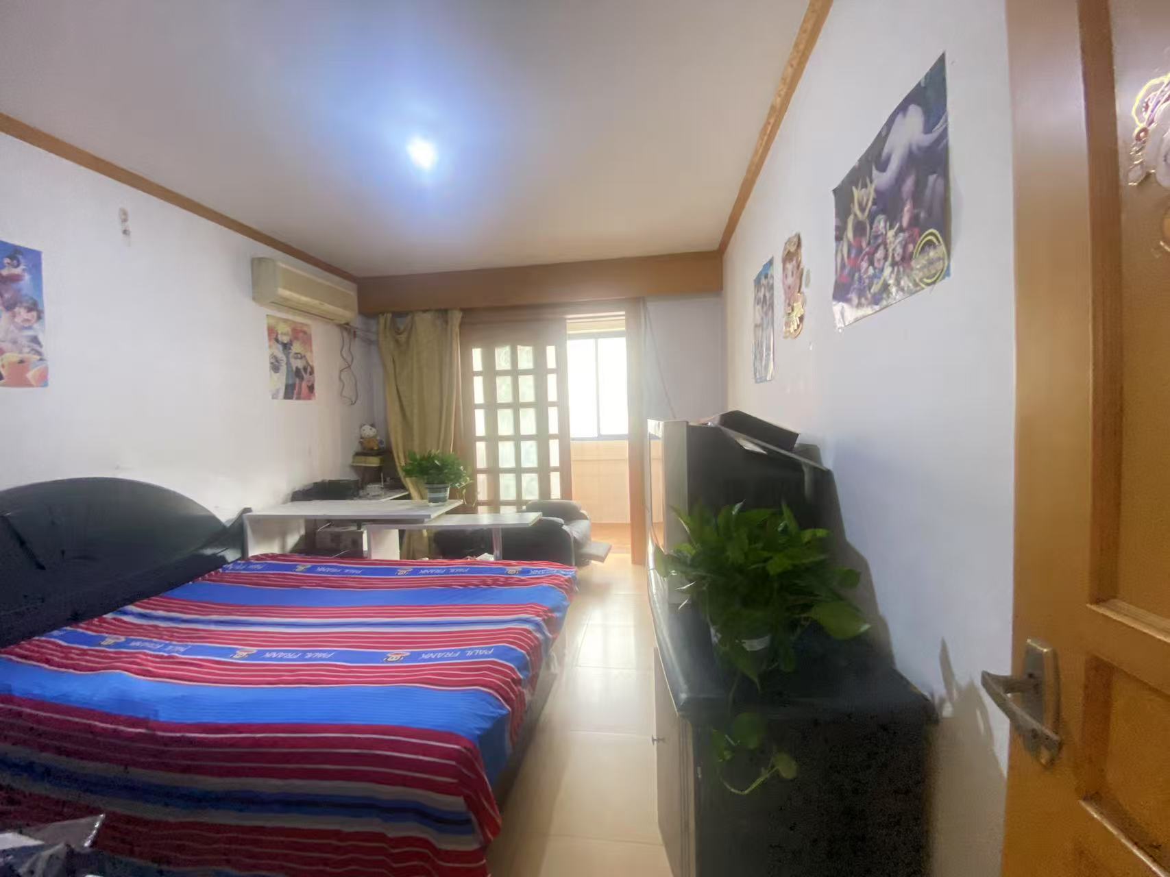 新建路新村(新建花苑) 4室2厅1卫 149m&sup2;