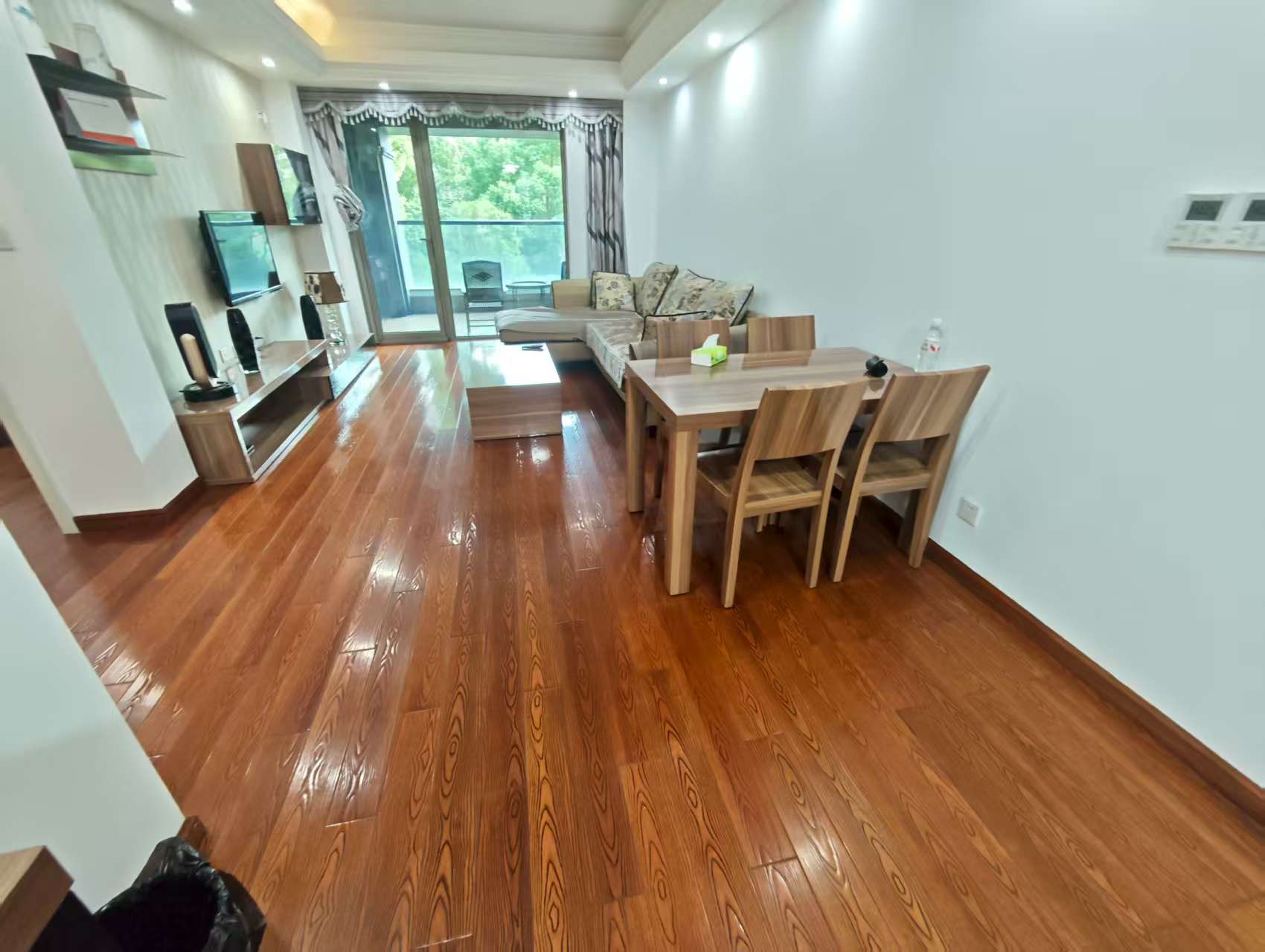 绿城玉兰公寓 2室2厅1卫 95m&sup2;