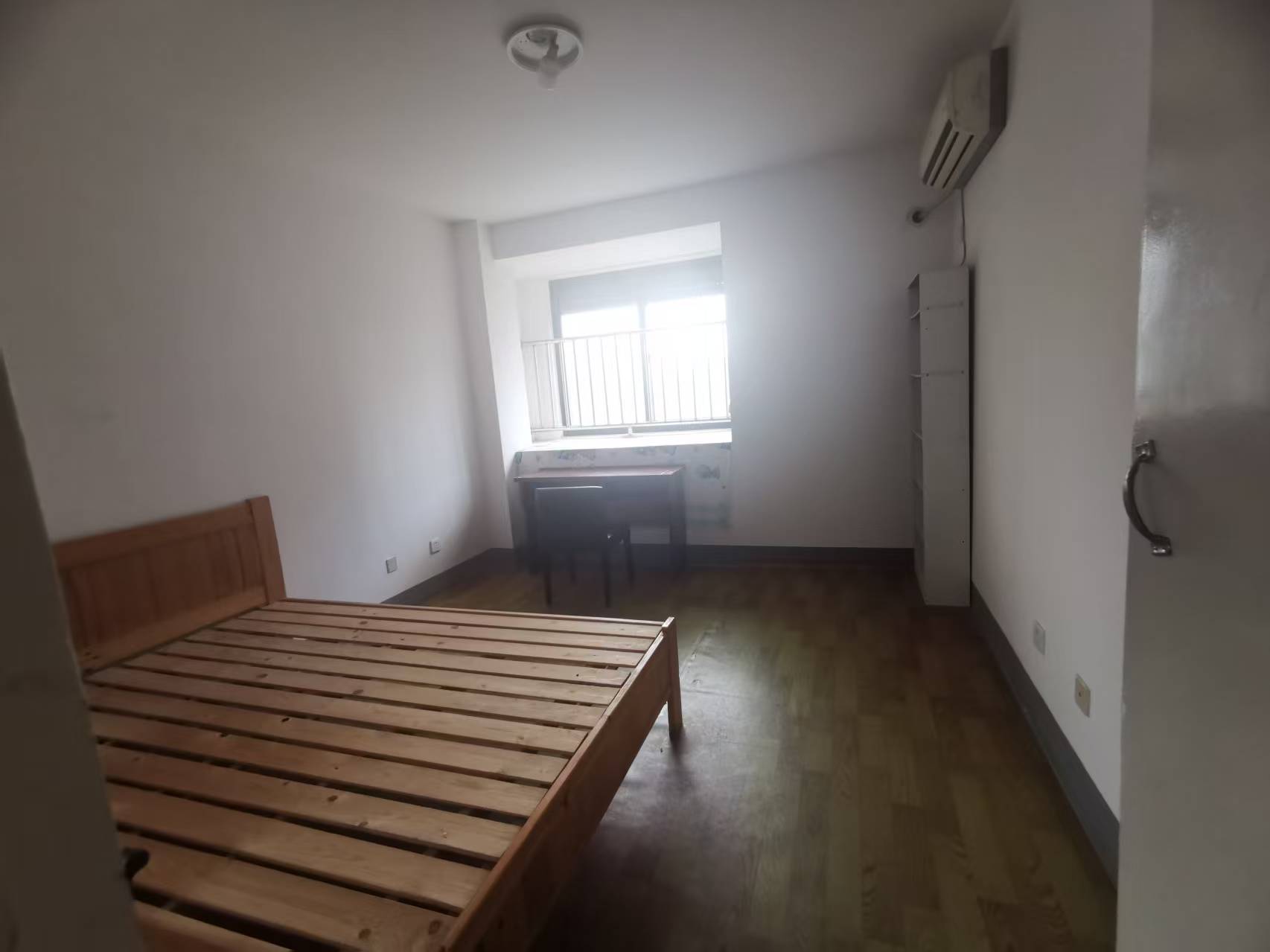 陆洪小镇街区 2室2厅1卫 89m&sup2;
