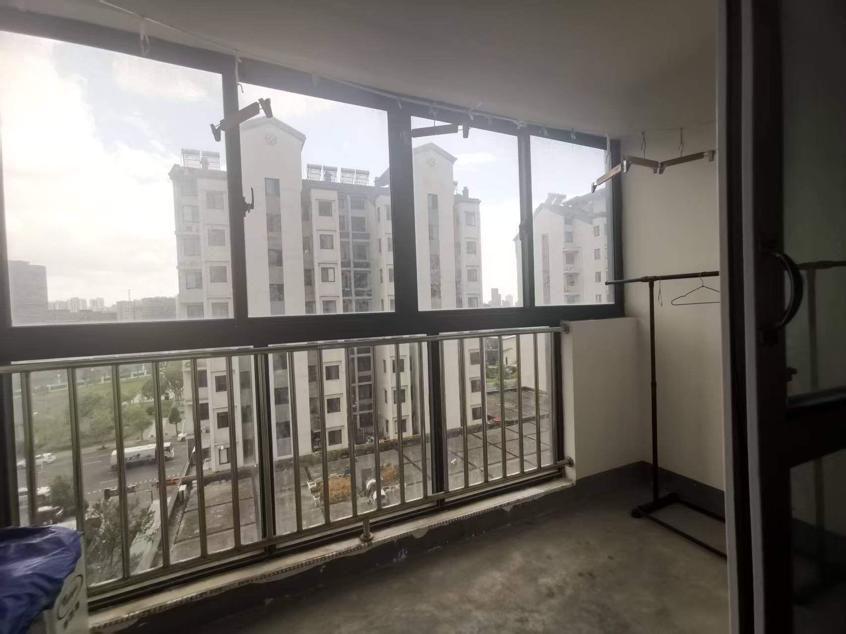 陆洪小镇街区 2室2厅1卫 89m&sup2;